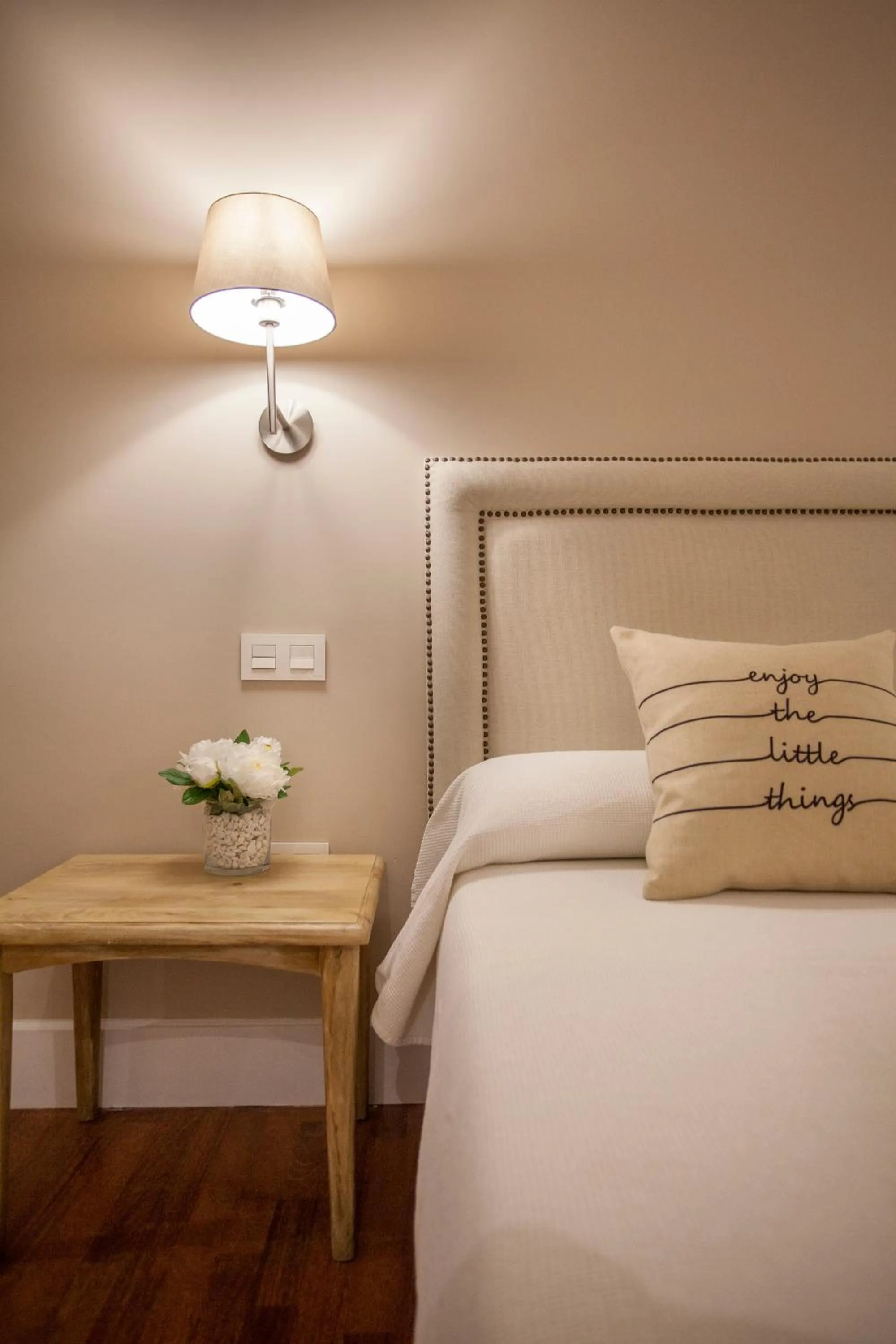 Decorative detail, Bed in Hi Valencia Boutique