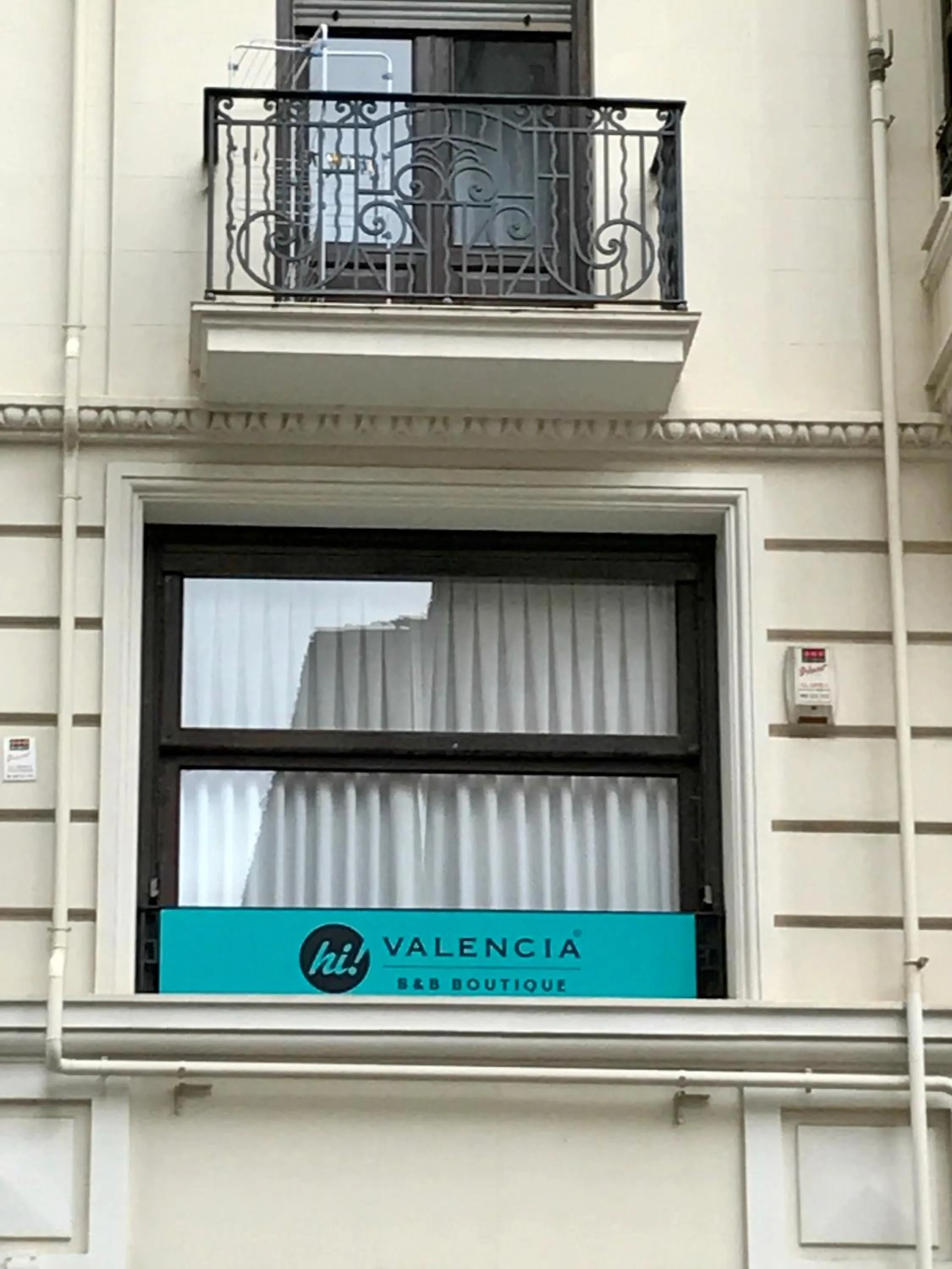 Facade/entrance in Hi Valencia Boutique