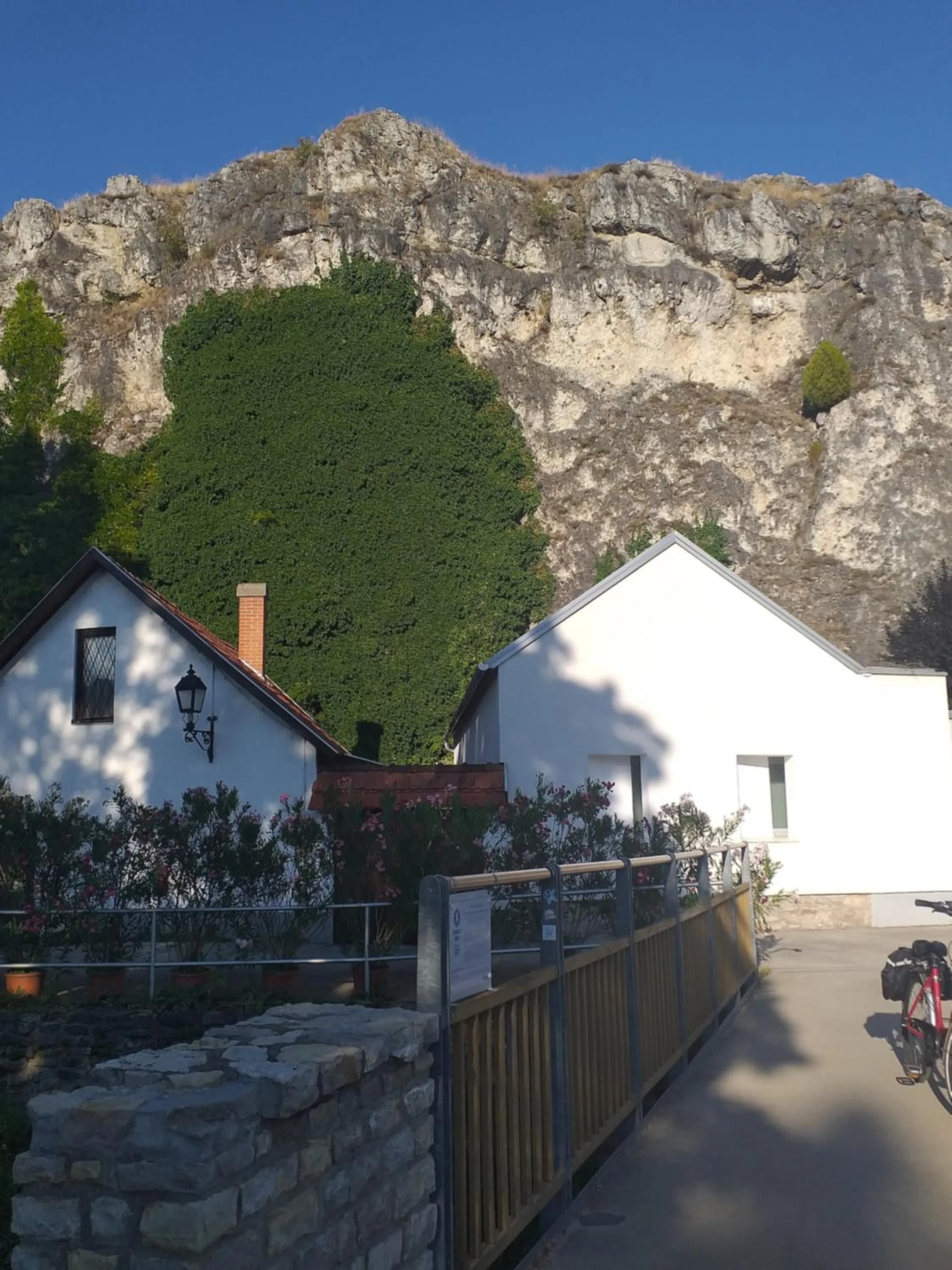 Nearby landmark in Galeria Villa