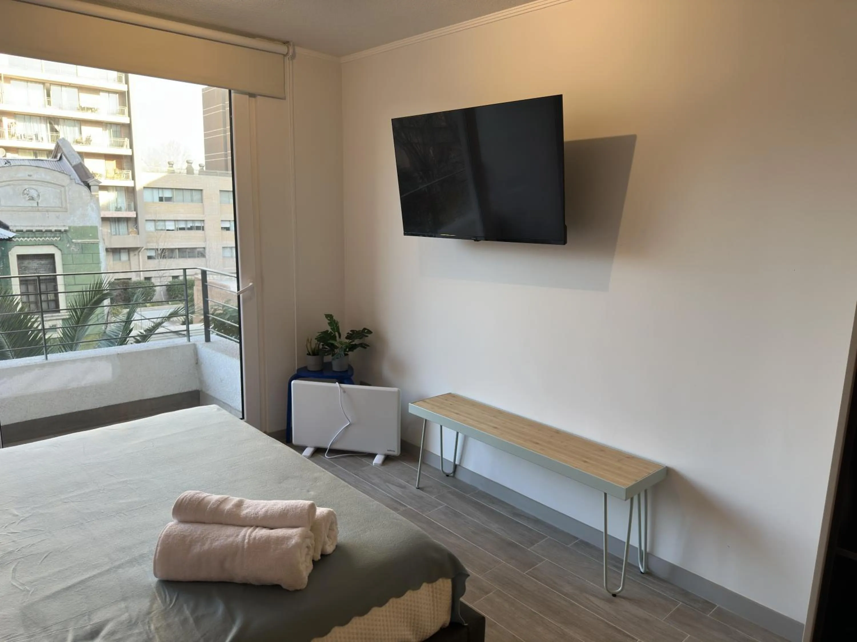 Bedroom, Bed in Oceana Suites Movistar Arena I Eco España