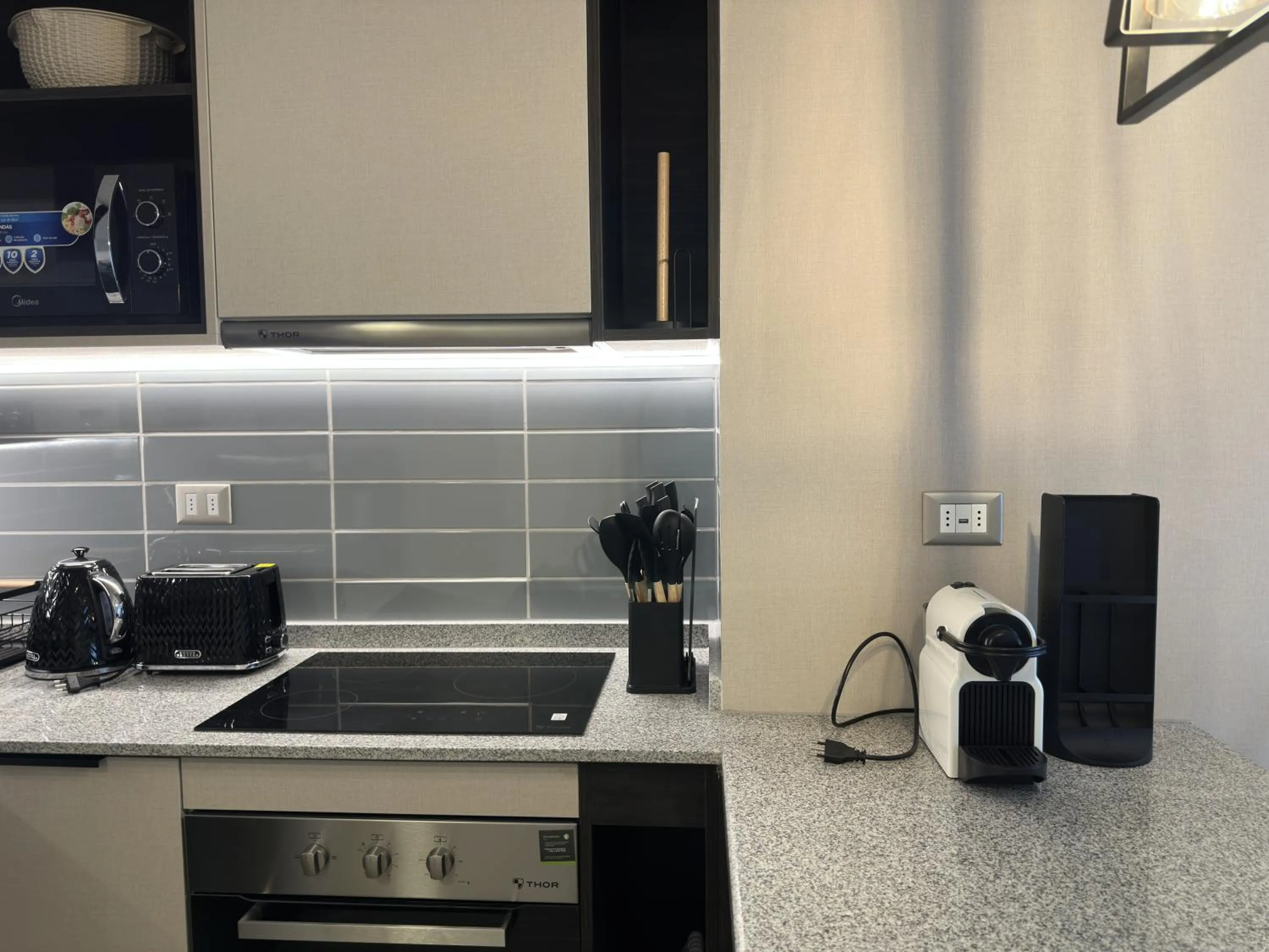 kitchen in Oceana Suites Movistar Arena I Eco España