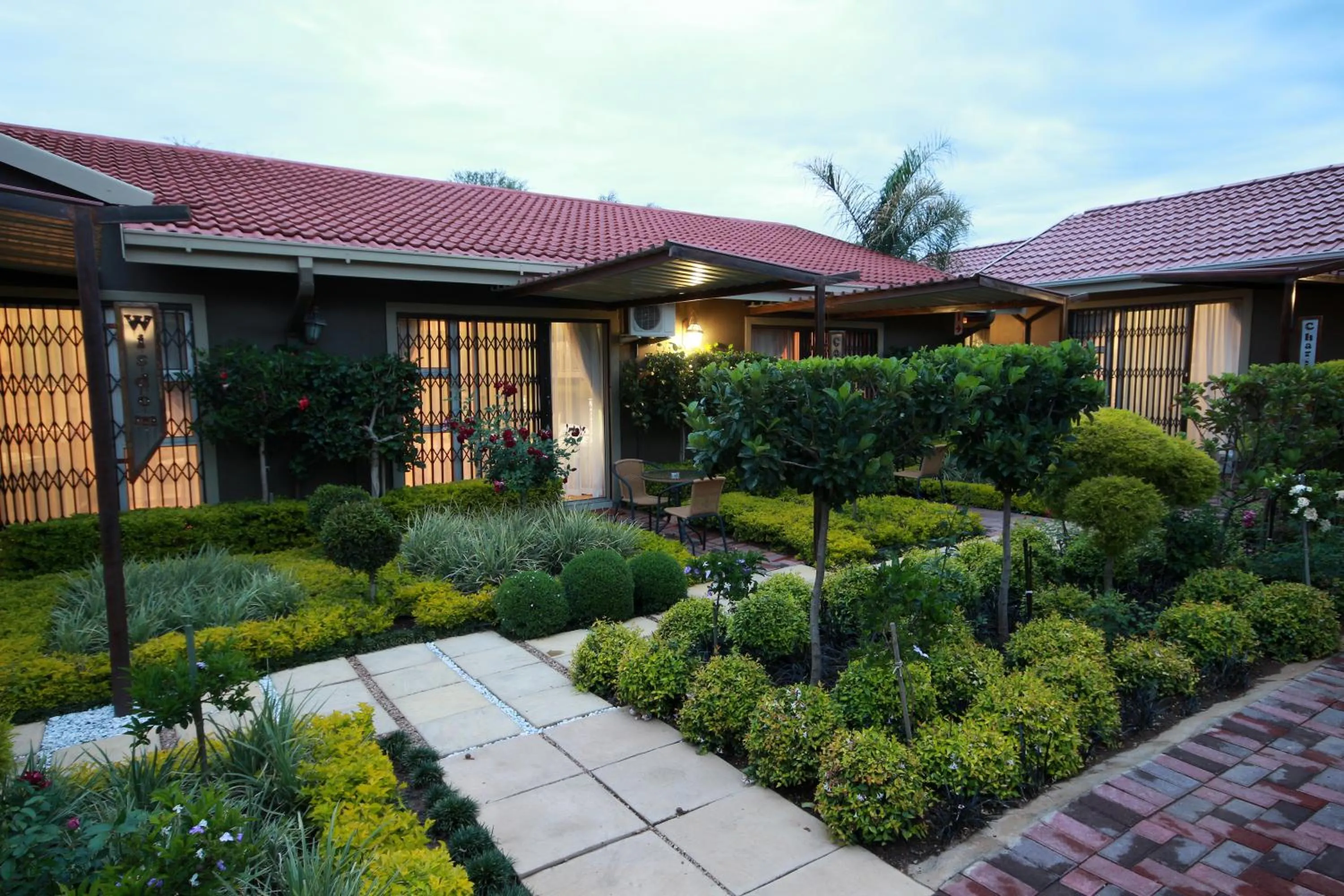 Garden in Avalon Guest Manor