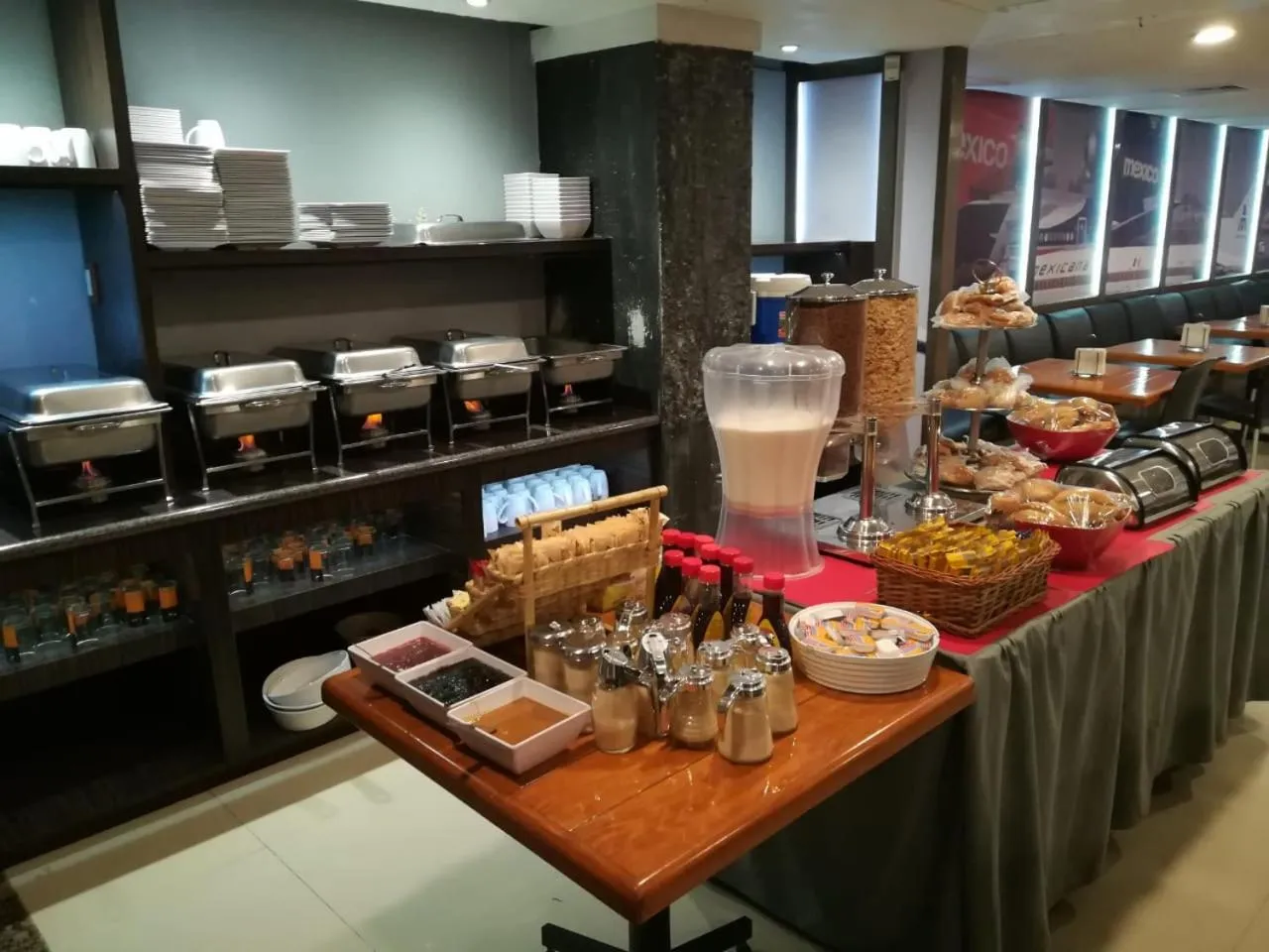 Buffet breakfast in Hotel Mexicali
