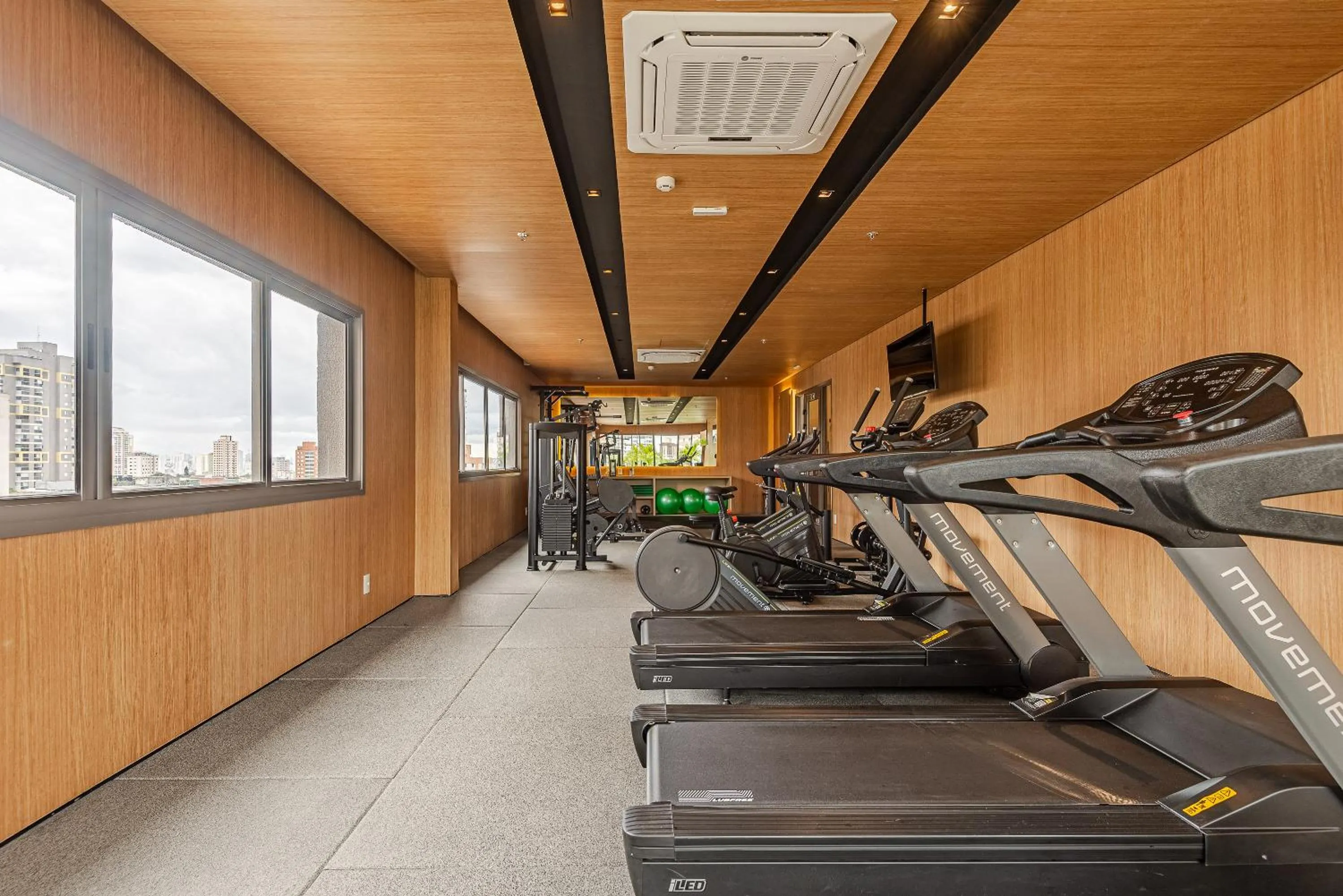 Fitness centre/facilities in Roomo Transamerica SP Alto do Ipiranga
