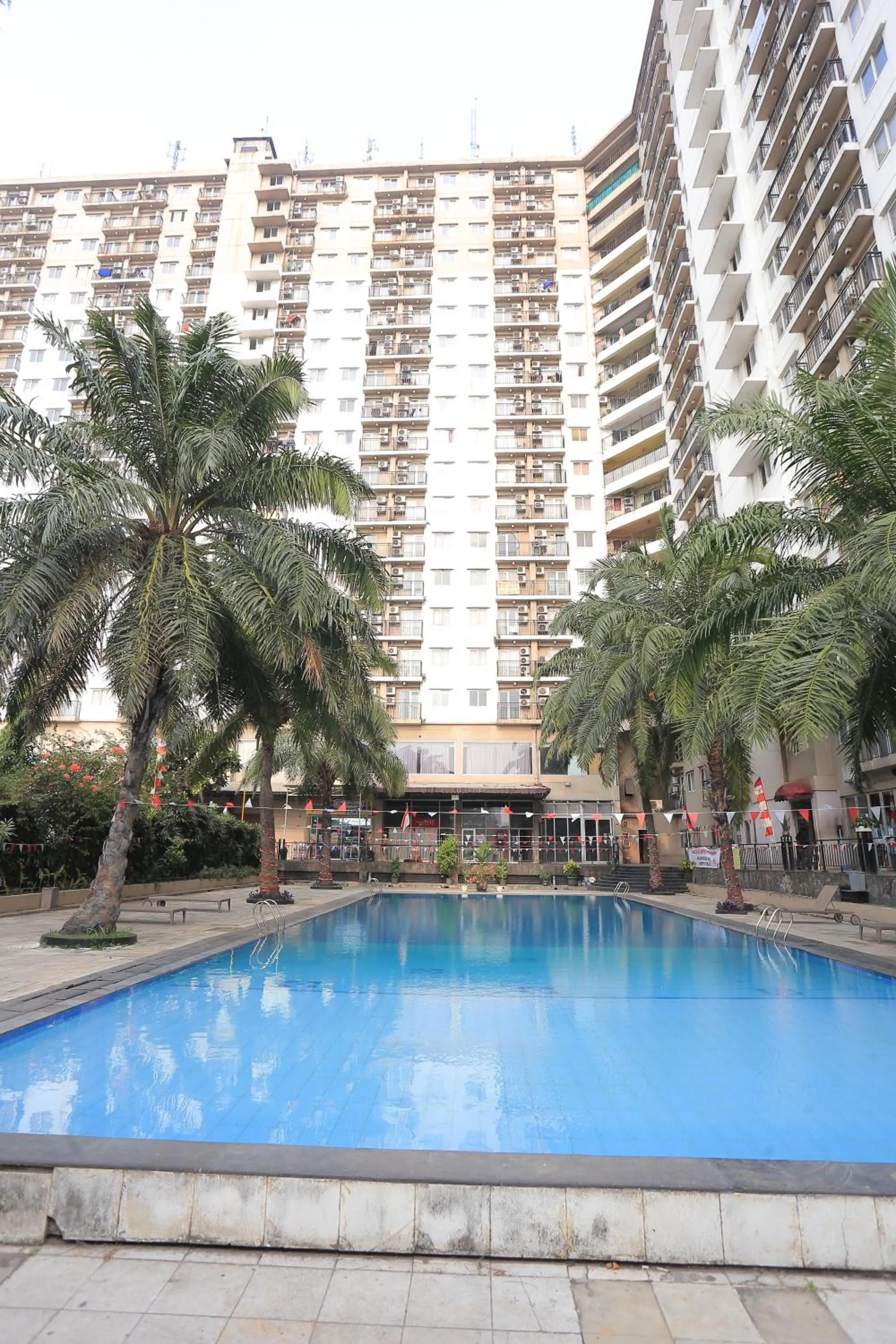 Swimming pool in Collection O Serviced Apartmen Mutiara Kota