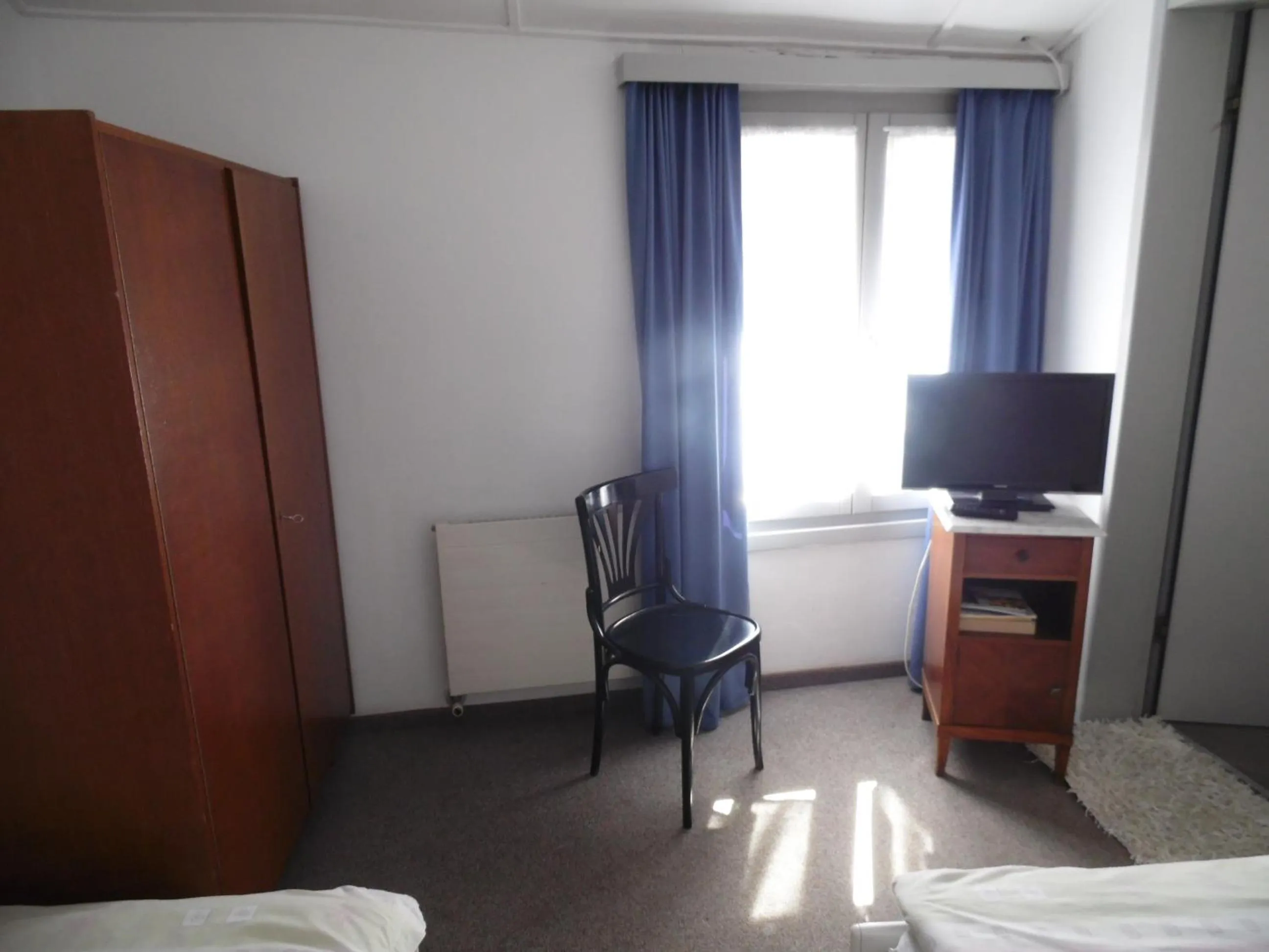 Decorative detail, Bed in Garni Bar Sport