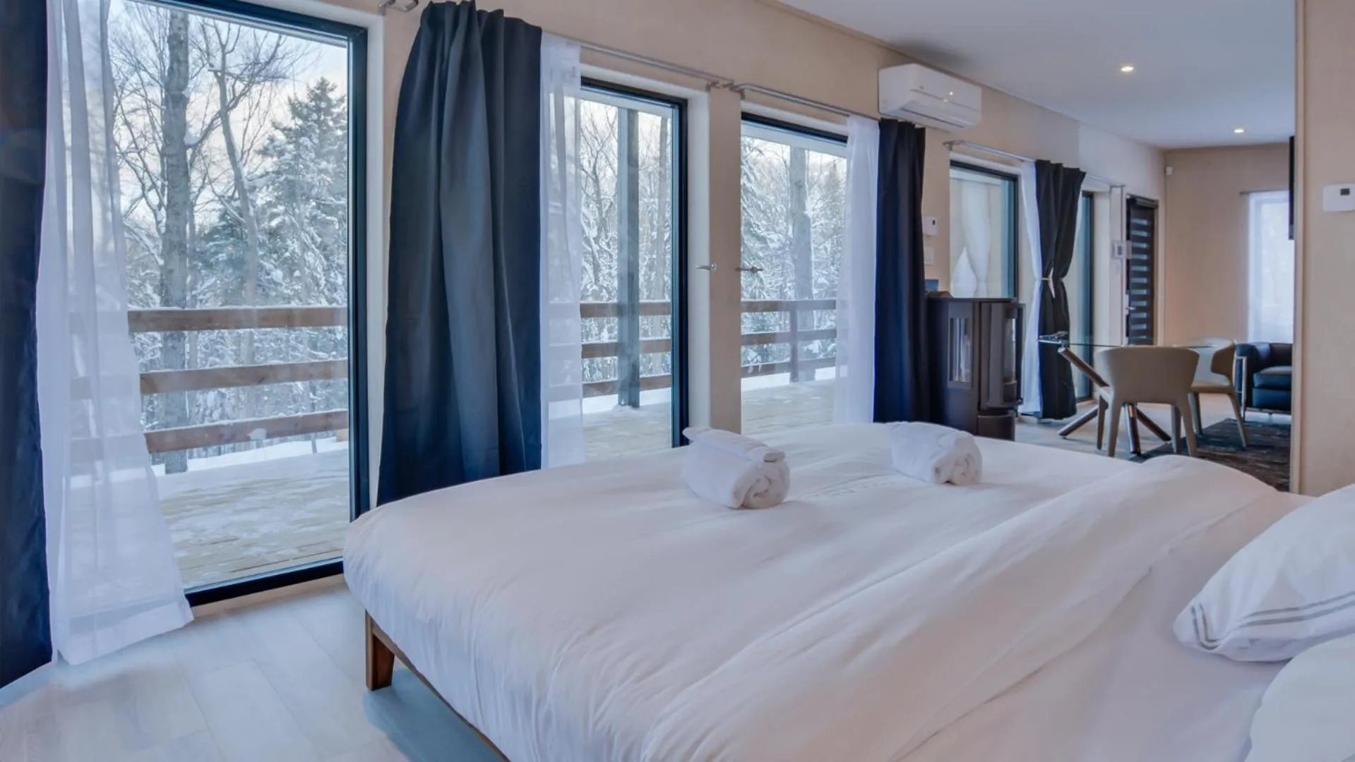 Bedroom, Bed in Bel Air Tremblant Hotel & Residences