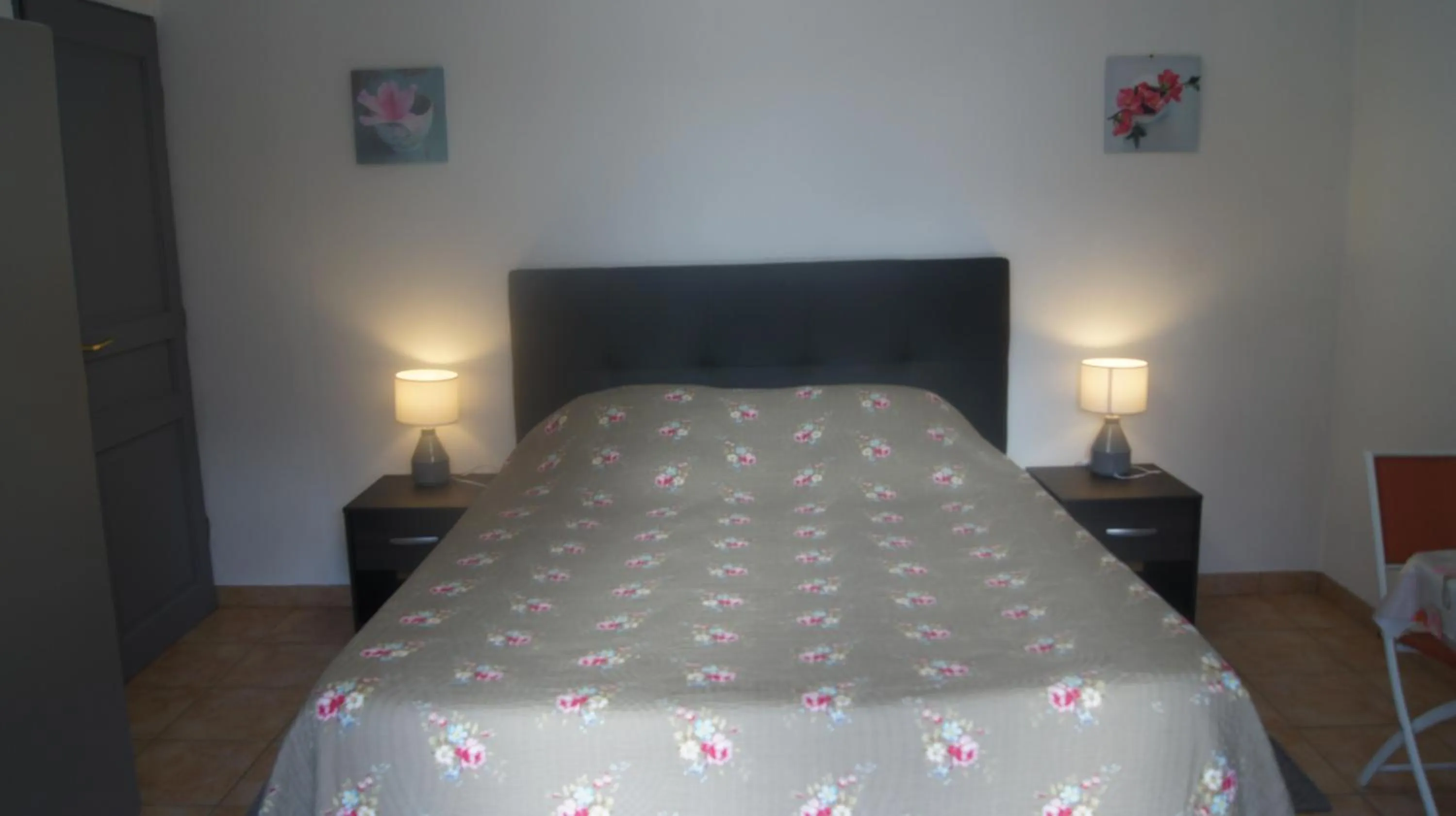 Bedroom, Bed in Chambres d'Hôtes de Boudeville