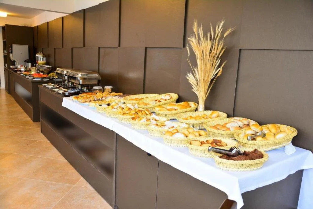 Buffet breakfast in Happy Hotel Ponta Negra