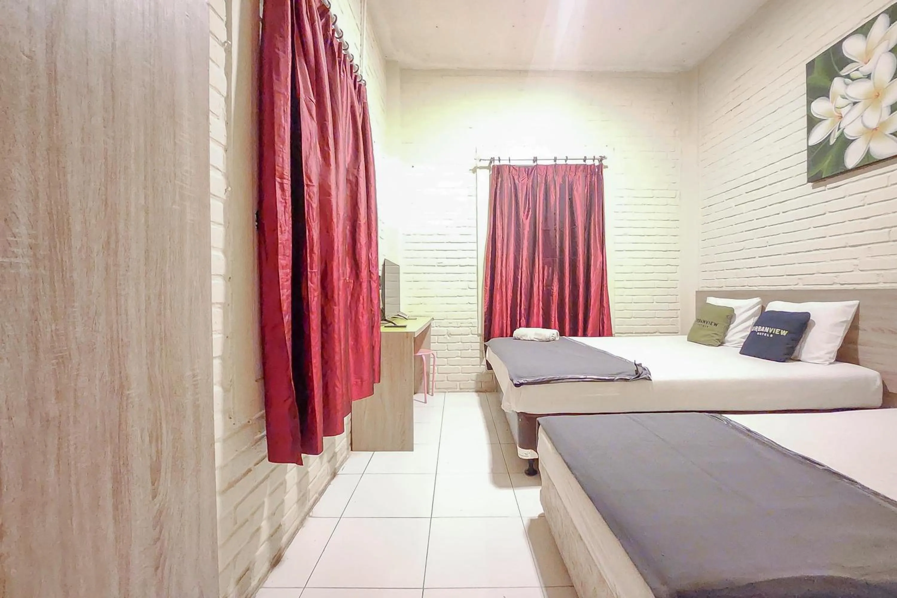 Bedroom, Bed in Urbanview Hotel Star Residence Puncak