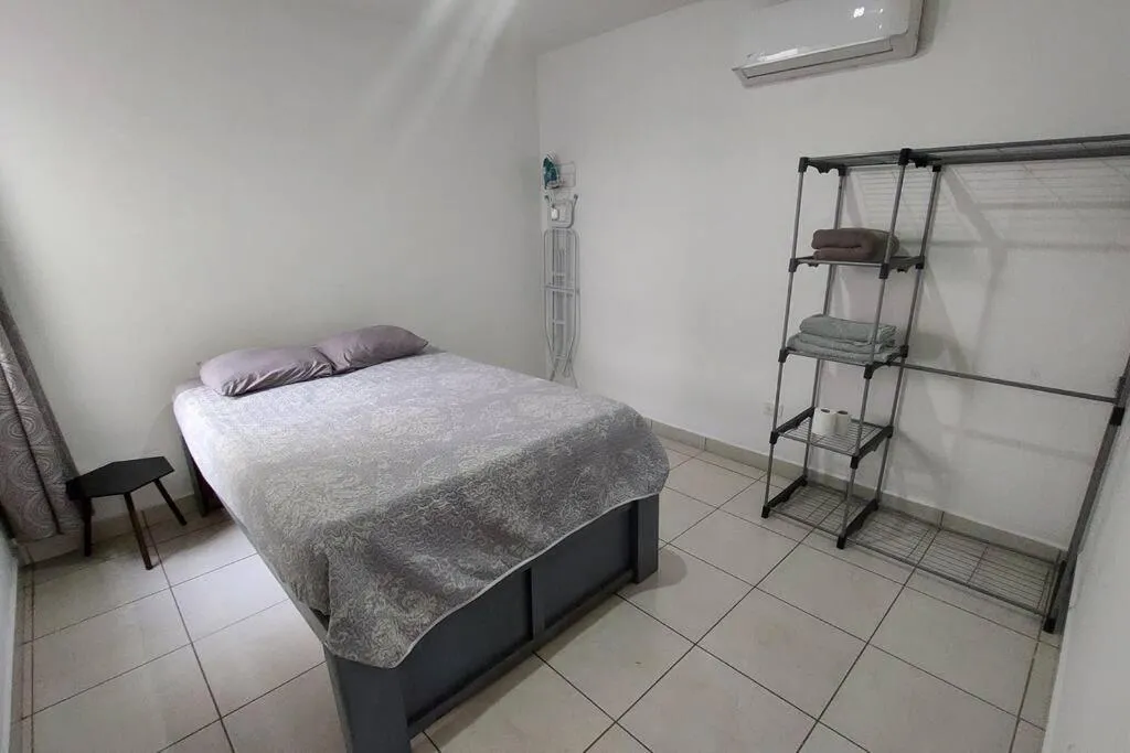 Bed in Azul Marino MZT