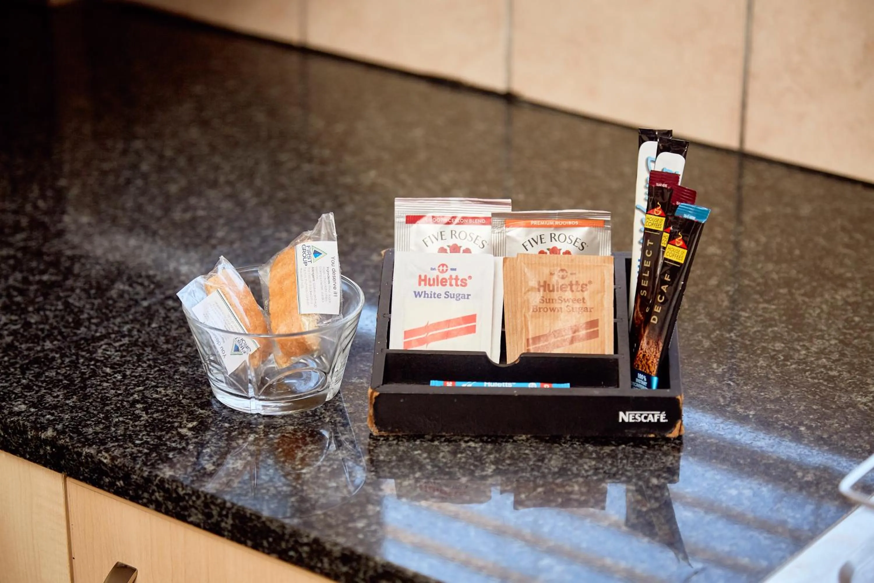 Coffee/tea facilities in First Group Mount Sierra