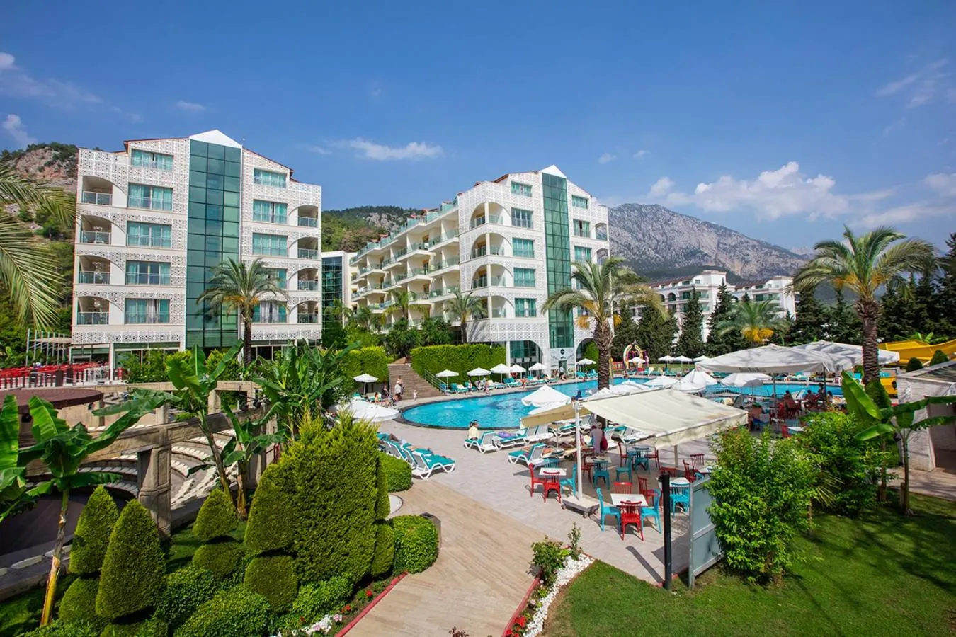 Property building in Grand Ring Hotel