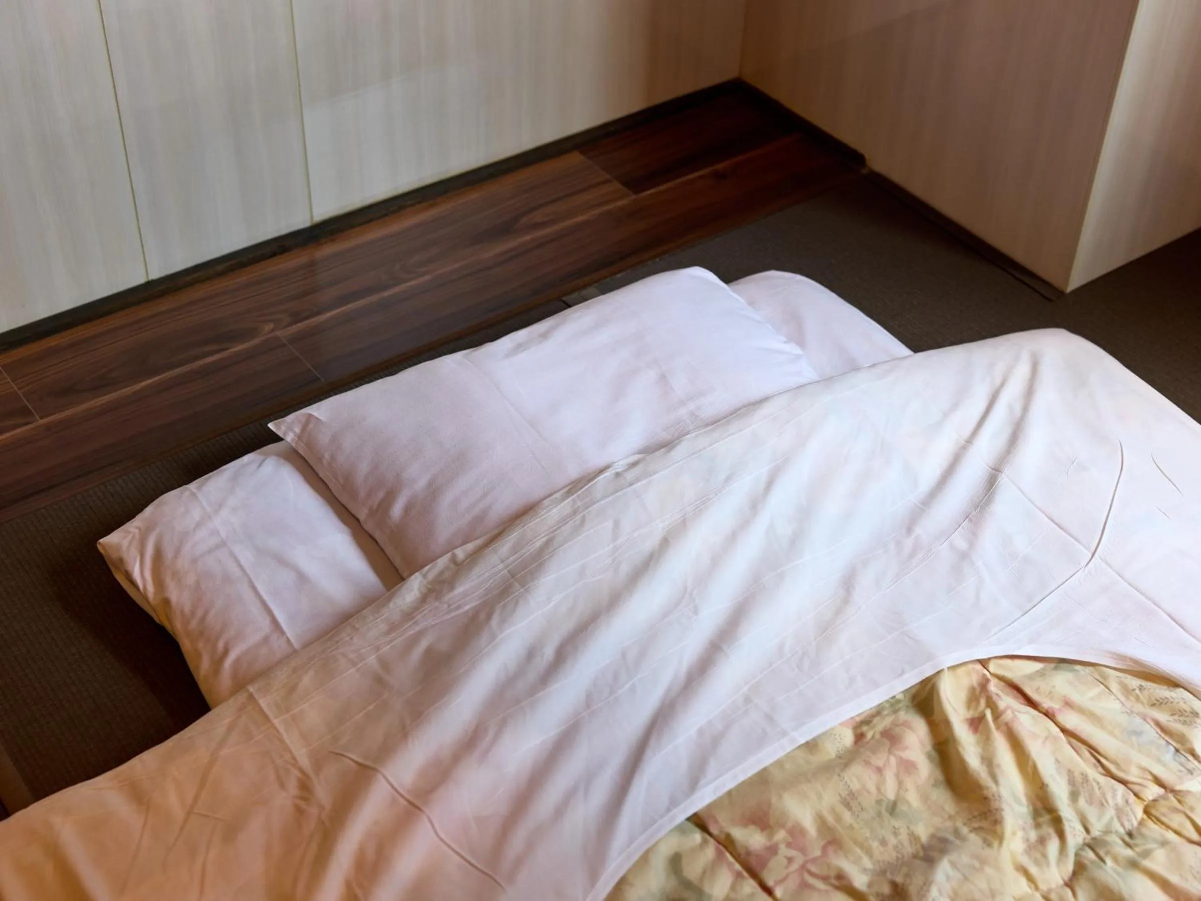 Bed in Hotel Wakamizu