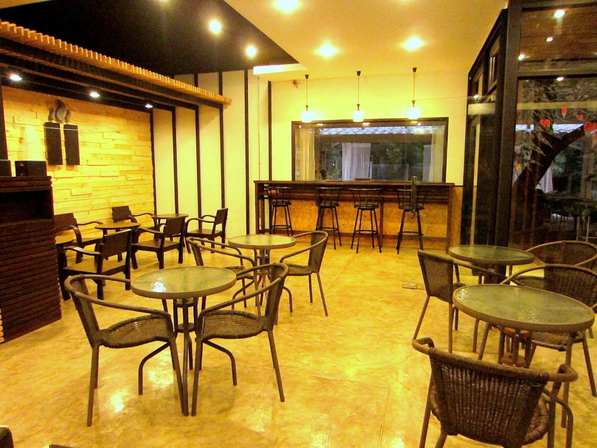 Restaurant/places to eat in Chiang Mai D Hostel