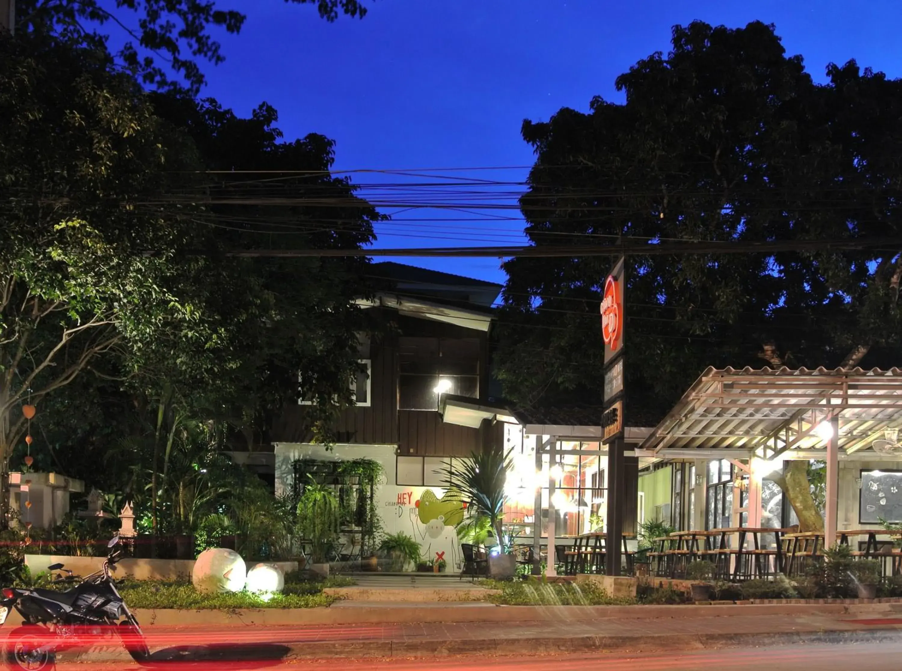 Facade/entrance in Chiang Mai D Hostel Facade/entrance in Chiang Mai D Hostel