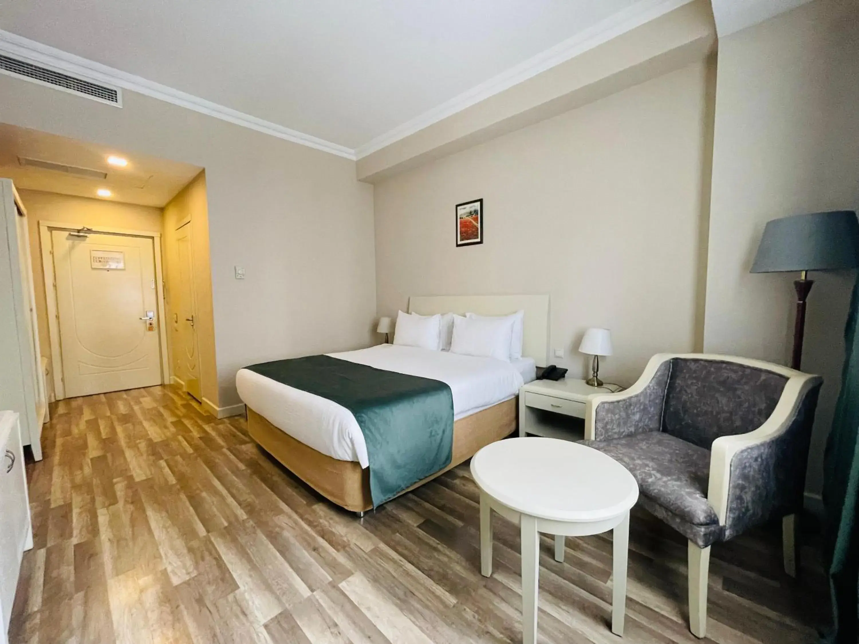 Photo of the whole room, Bed in Park Dedeman Baku Photo of the whole room, Bed in Park Dedeman Baku