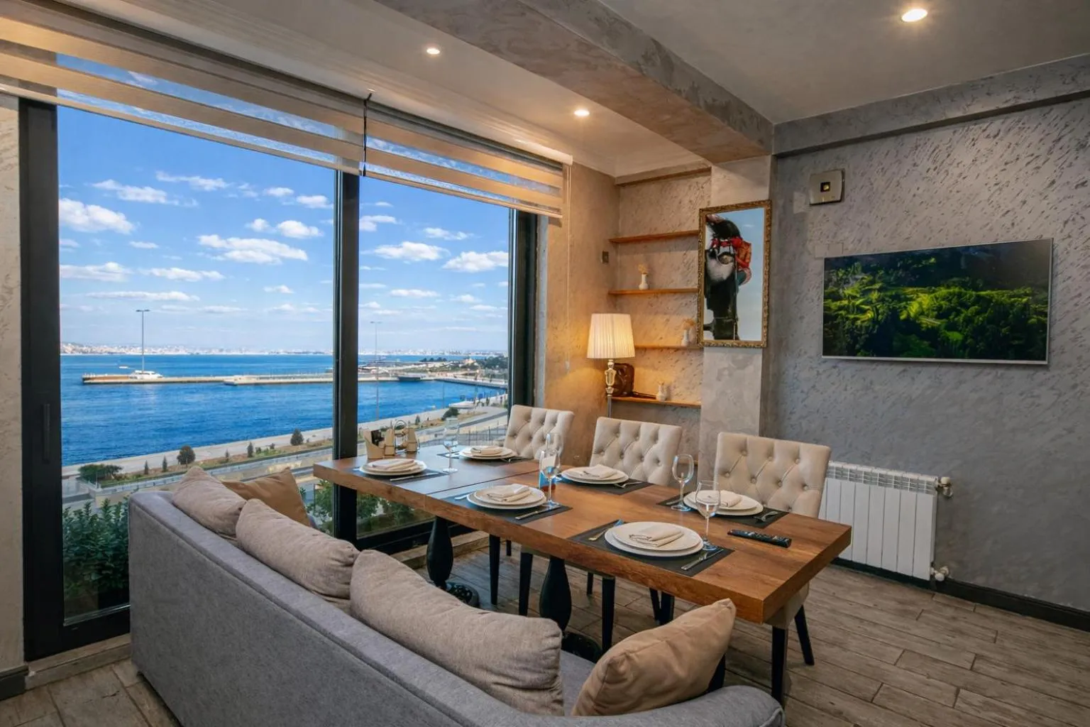 Restaurant/places to eat in Park Dedeman Baku