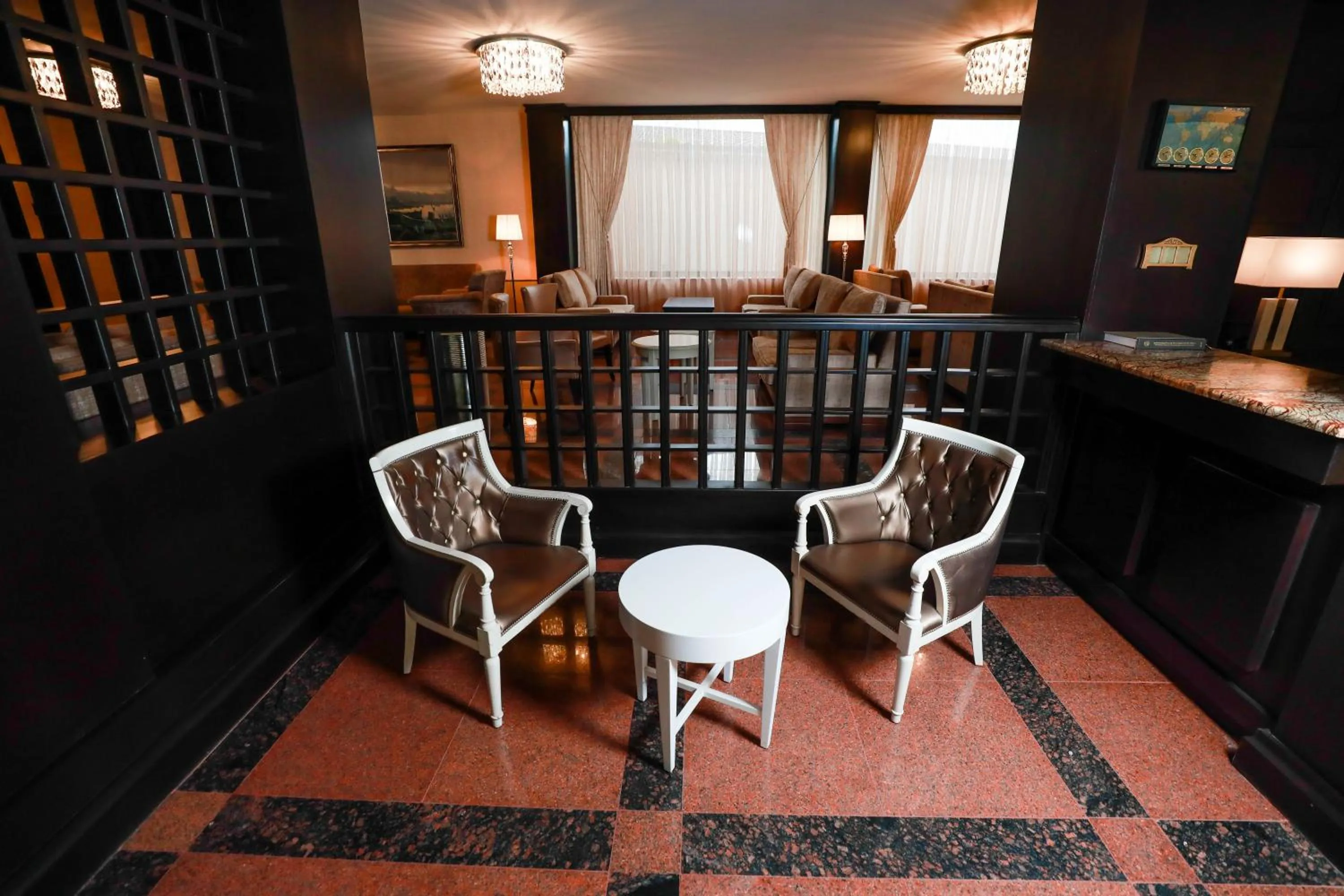 Communal lounge/ TV room in Park Dedeman Baku