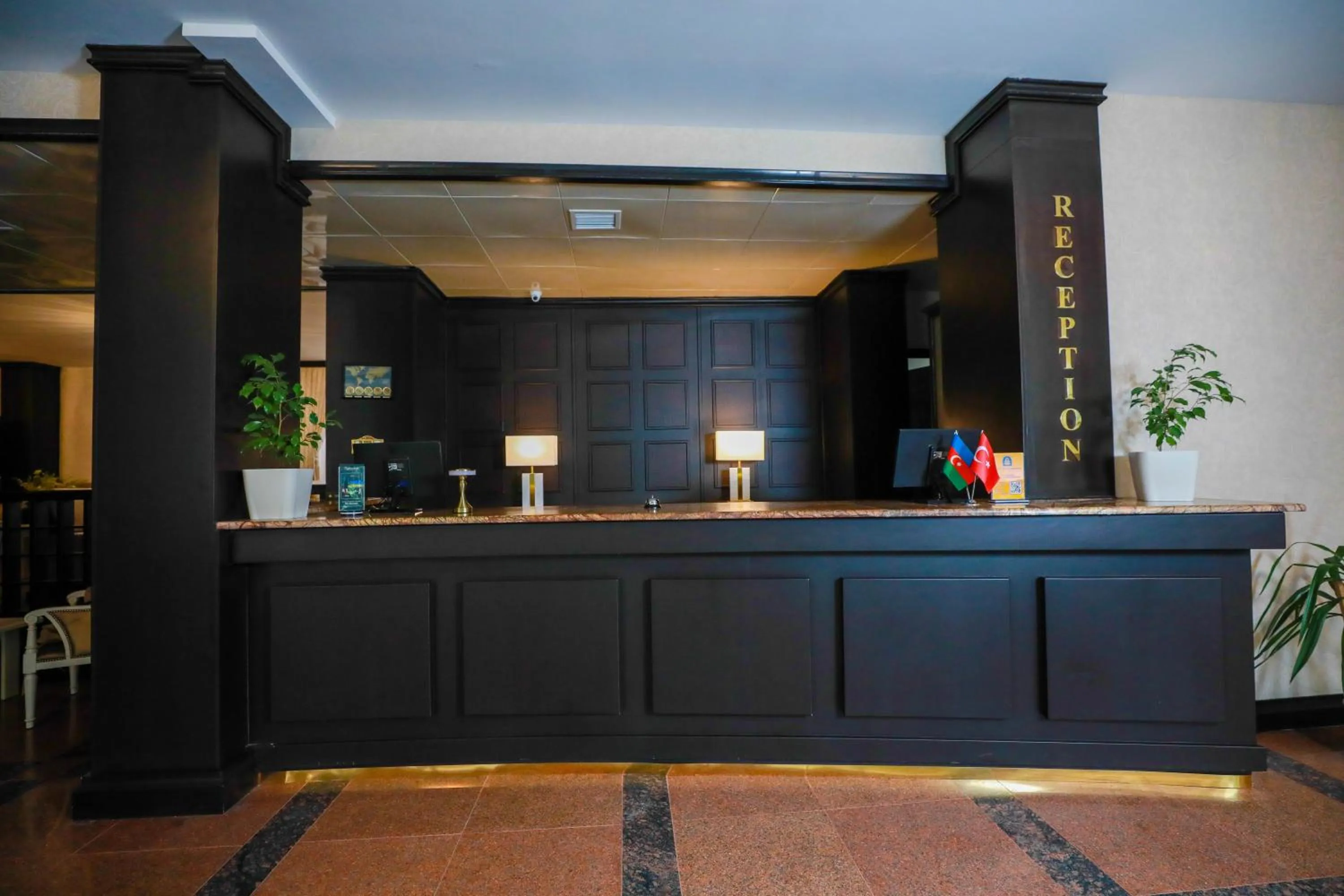 Lobby or reception in Park Dedeman Baku