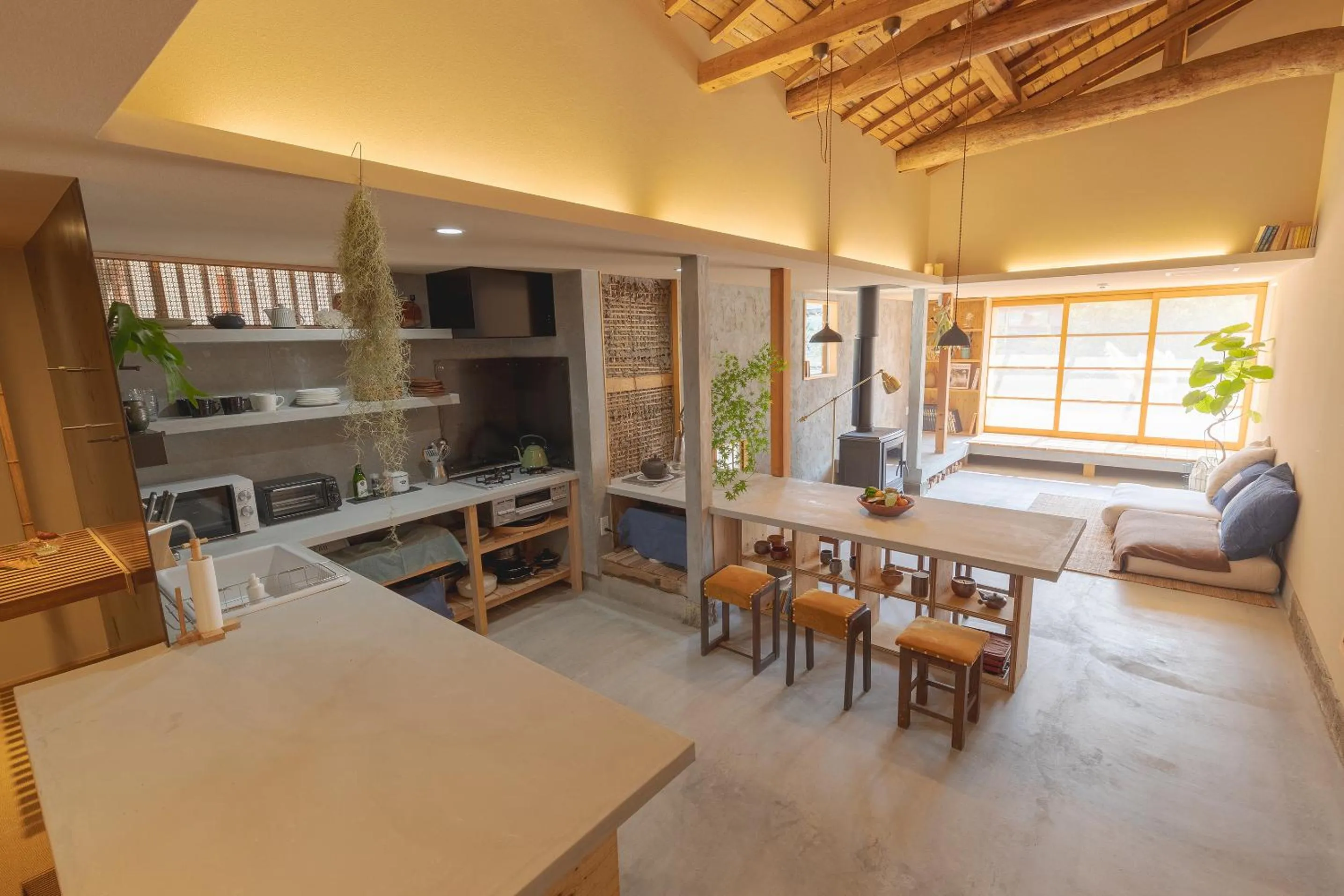 Kitchen or kitchenette in La toile