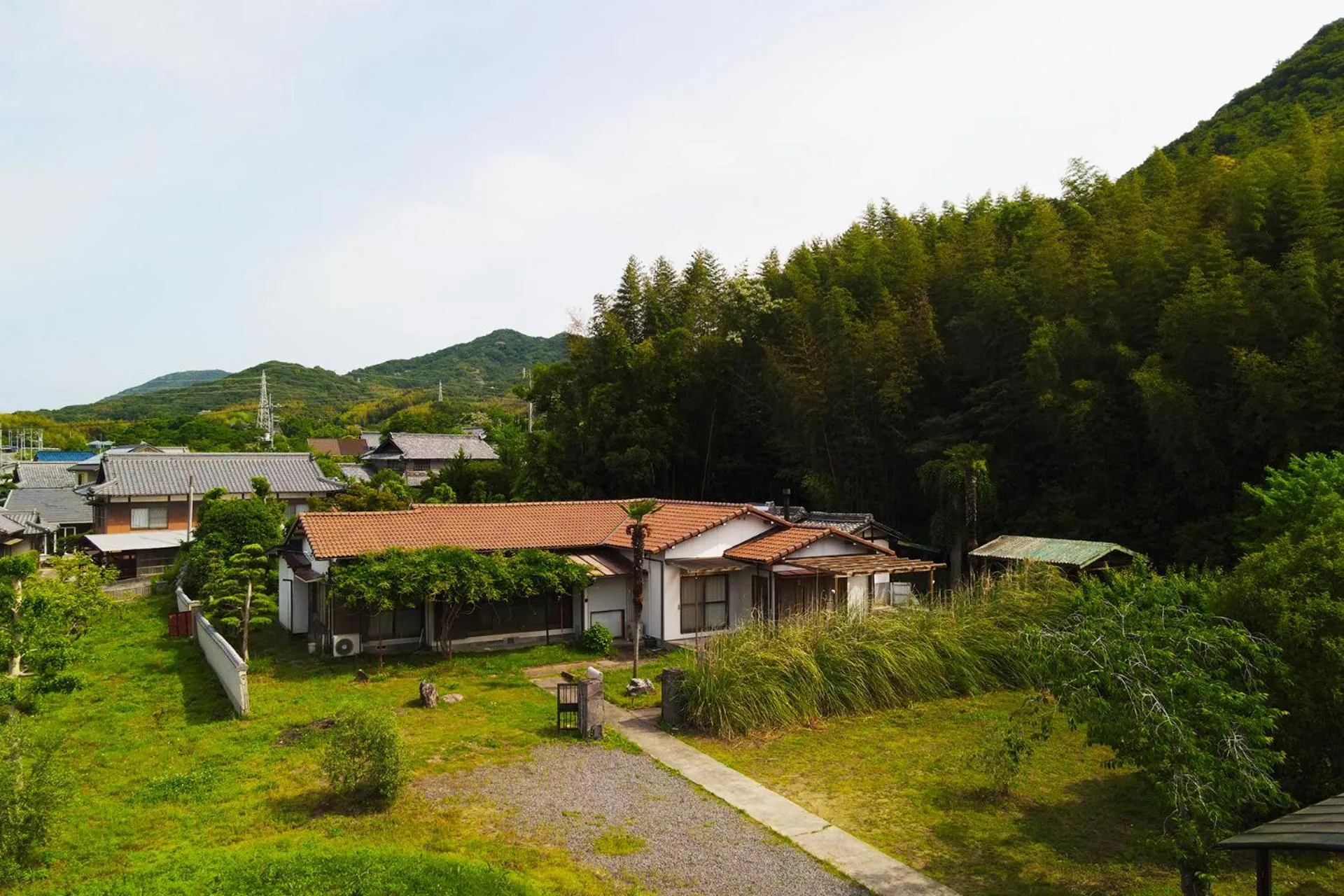 Property building in La toile