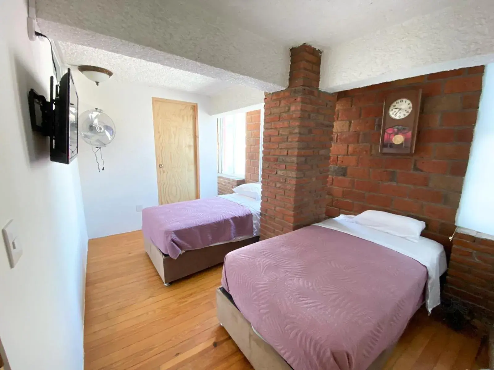 Deluxe Double Room with Bath in Hotel RJ Querétaro Deluxe Double Room with Bath in Hotel RJ Querétaro
