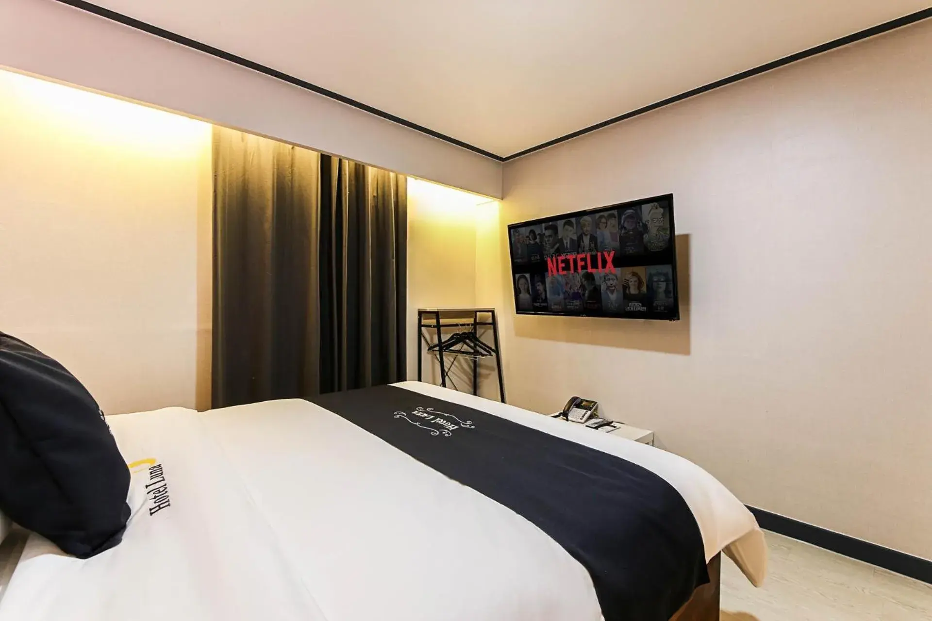 Standard Double Room in Hotel Luna Standard Double Room in Hotel Luna