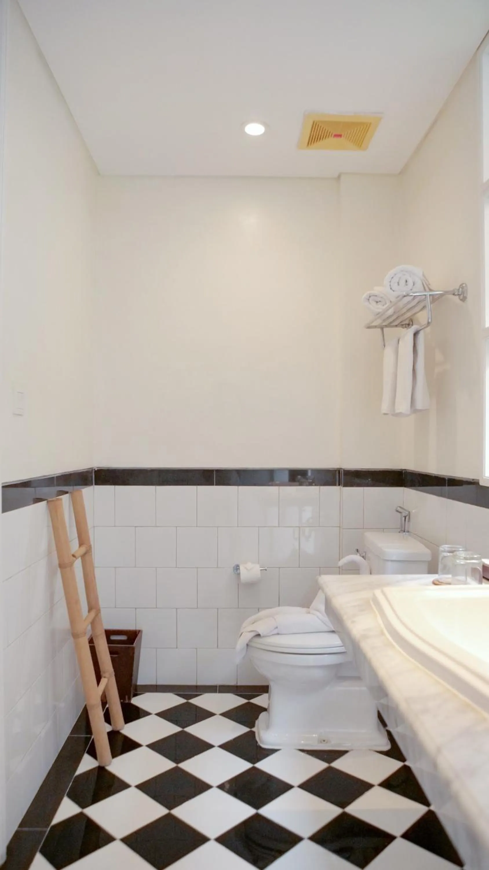 Toilet in SOLTERRA SEMINYAK Boutique Hotel & Spa Powered by Archipelago