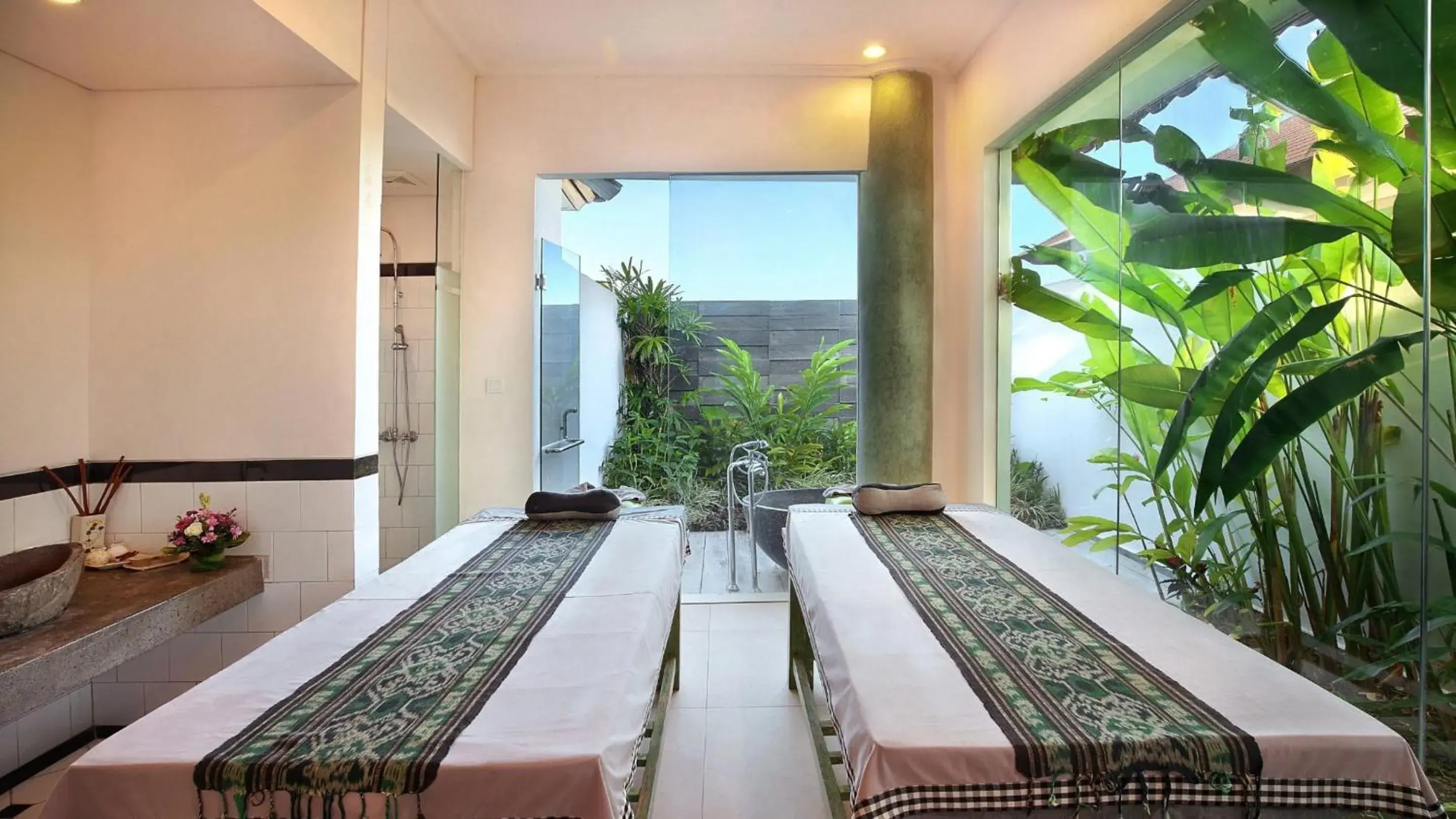 Spa and wellness centre/facilities in SOLTERRA SEMINYAK Boutique Hotel & Spa Powered by Archipelago Spa and wellness centre/facilities in SOLTERRA SEMINYAK Boutique Hotel & Spa Powered by Archipelago