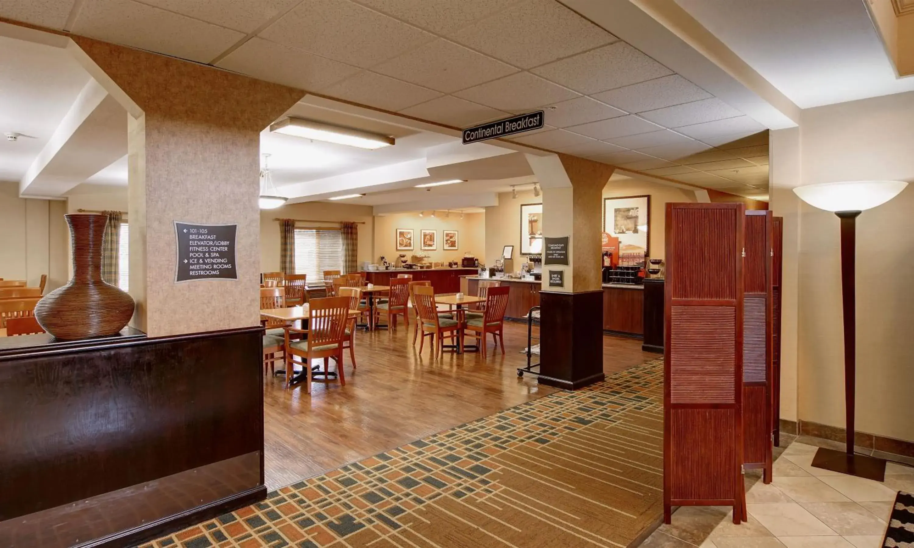 Restaurant/places to eat in Phoenix Inn Suites Albany Restaurant/places to eat in Phoenix Inn Suites Albany