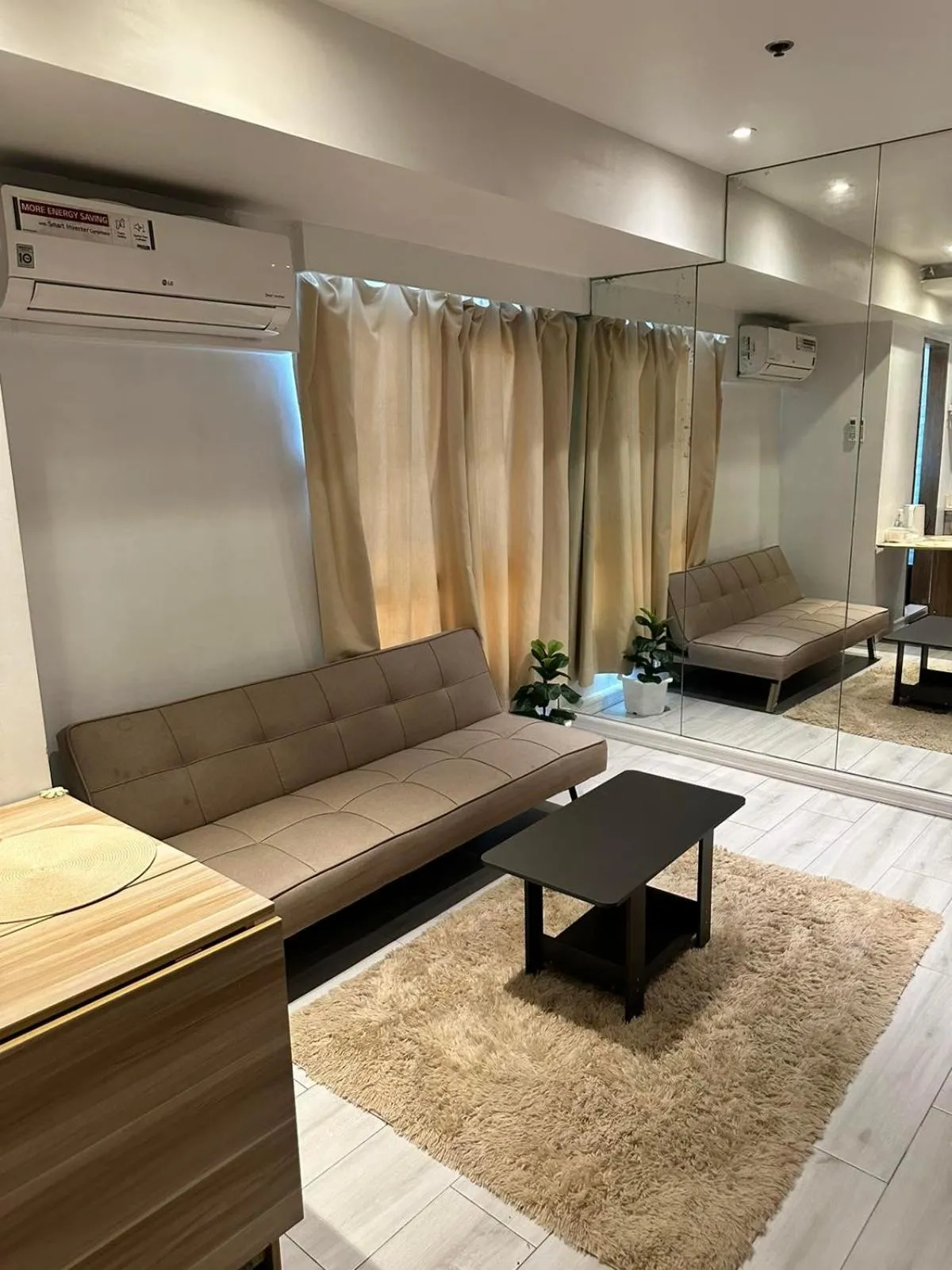 Cozi Modern Loft Suite near high street BGC wifi pool