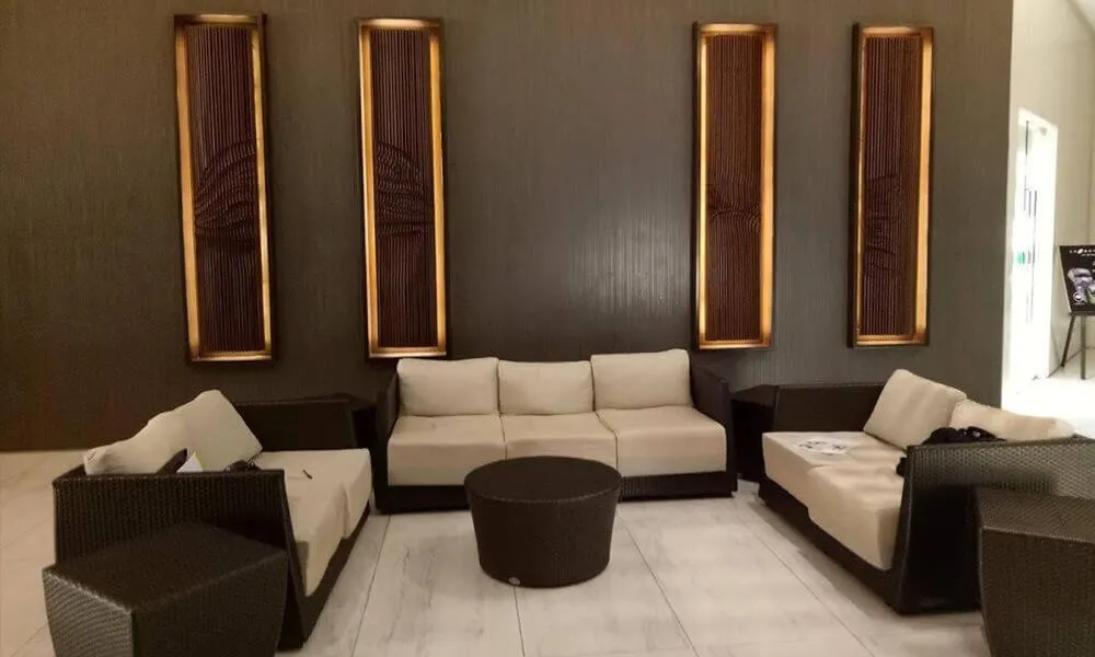 Cozi Modern Loft Suite near high street BGC wifi pool