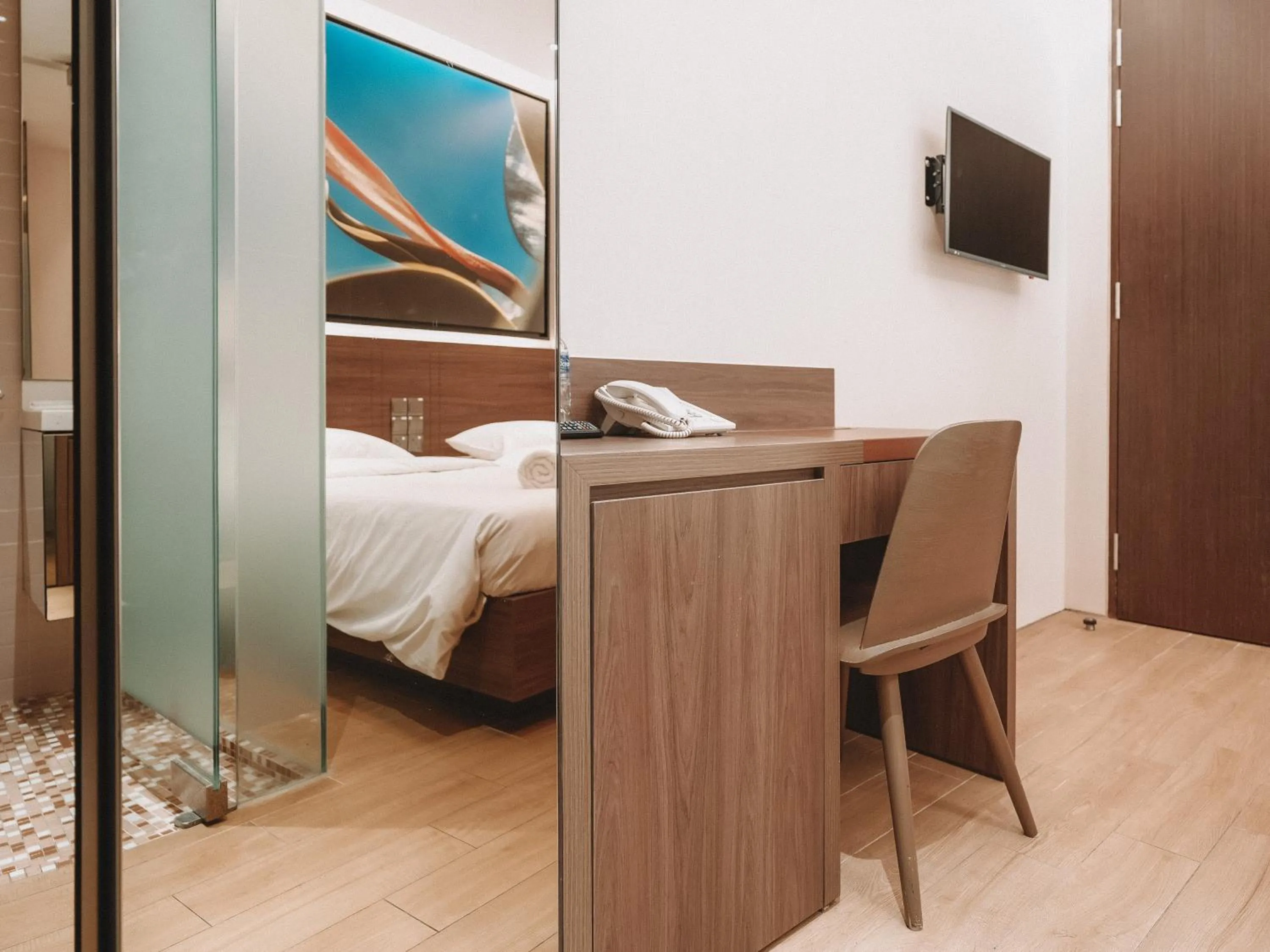 Bed in A Hotel Bugis, 11Hrs, Stay From 8PM To 9AM