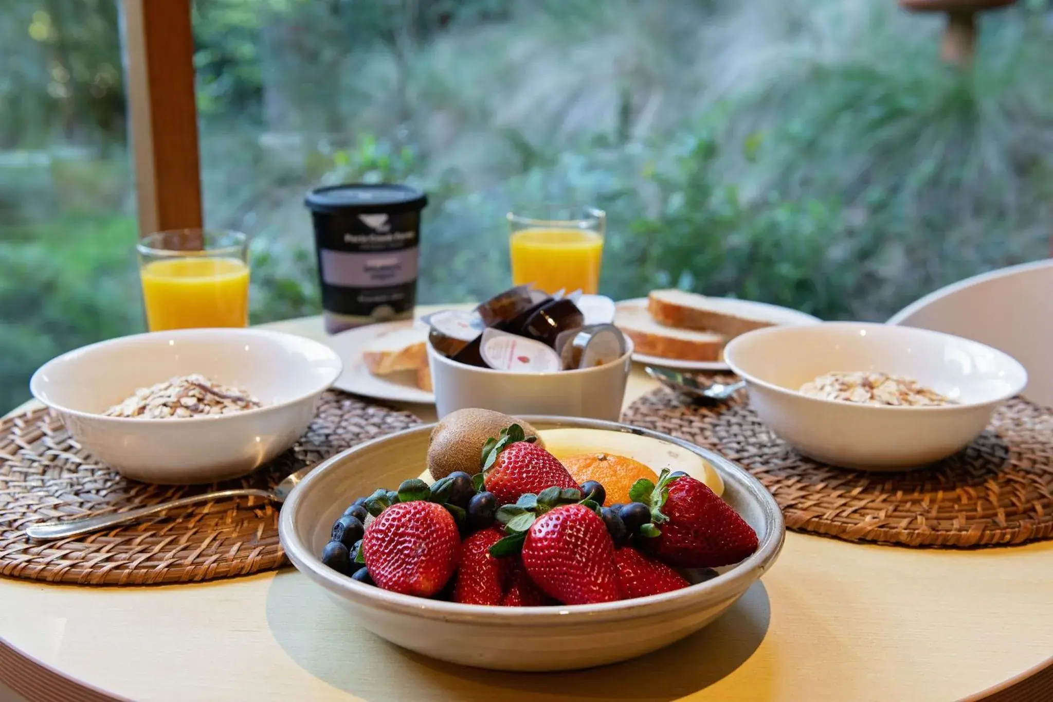 King Room with Balcony in Cladich Pavilions Bed and Breakfast King Room with Balcony in Cladich Pavilions Bed and Breakfast