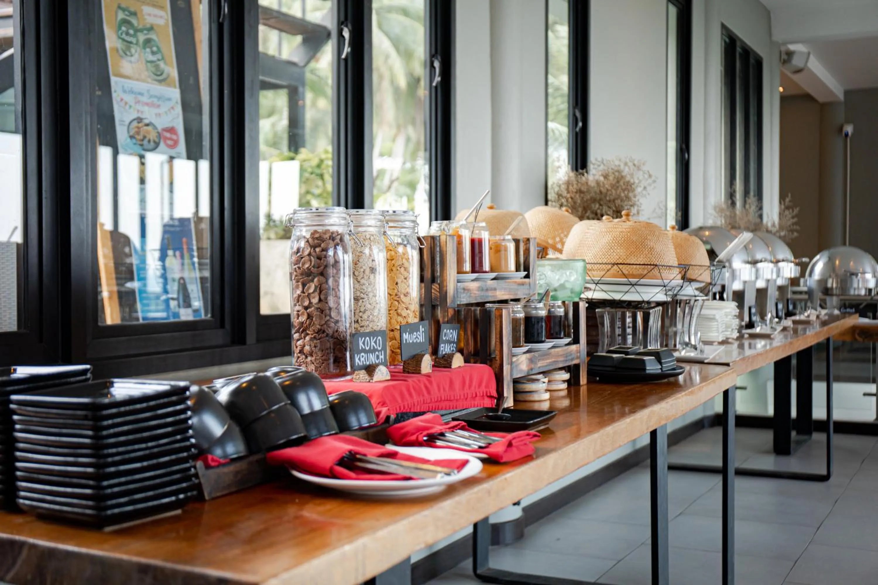 Restaurant/places to eat in The Tarna Resort, Koh Tao