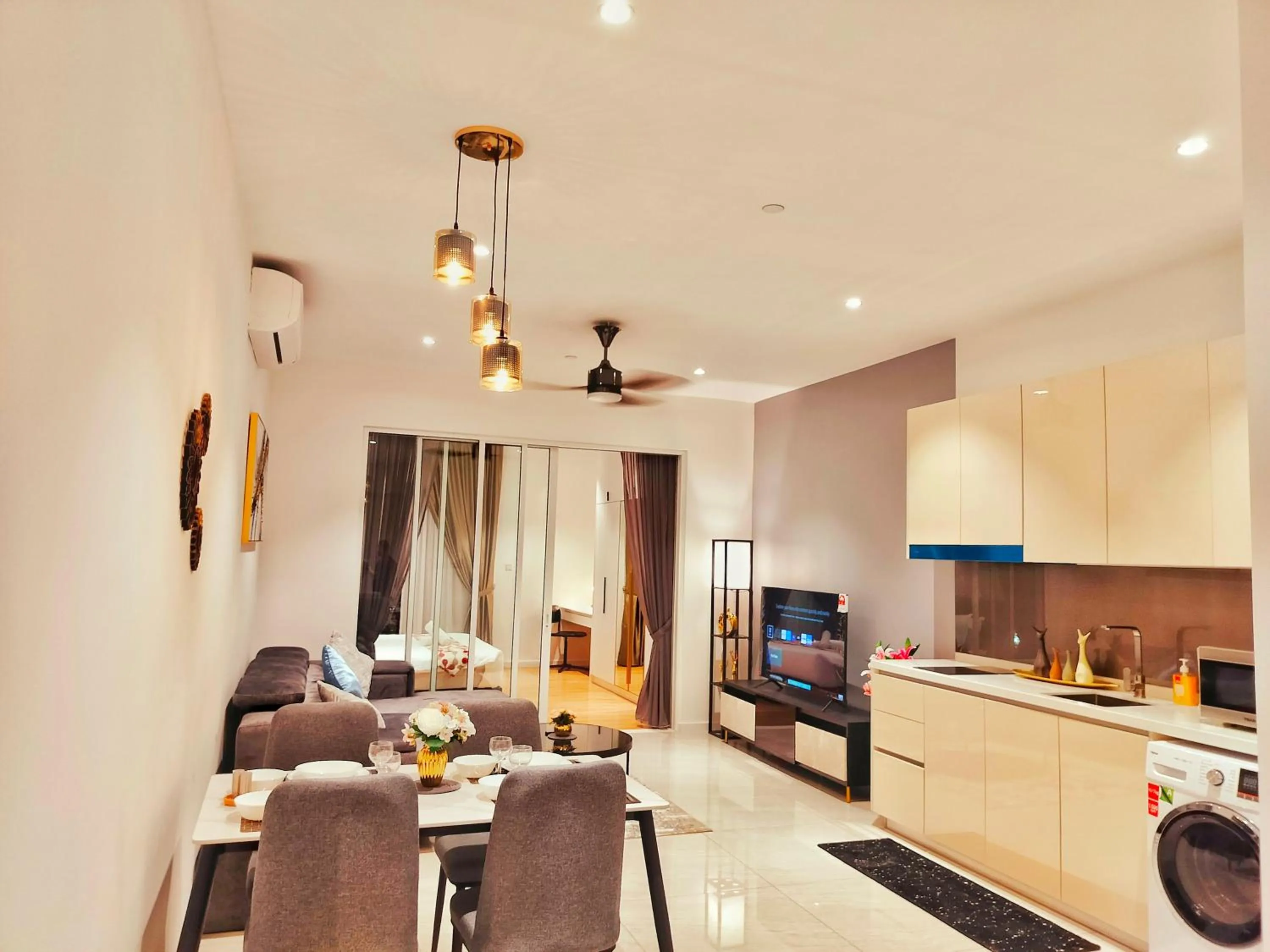 TV and multimedia in Lila Suites Quill Residence KLCC