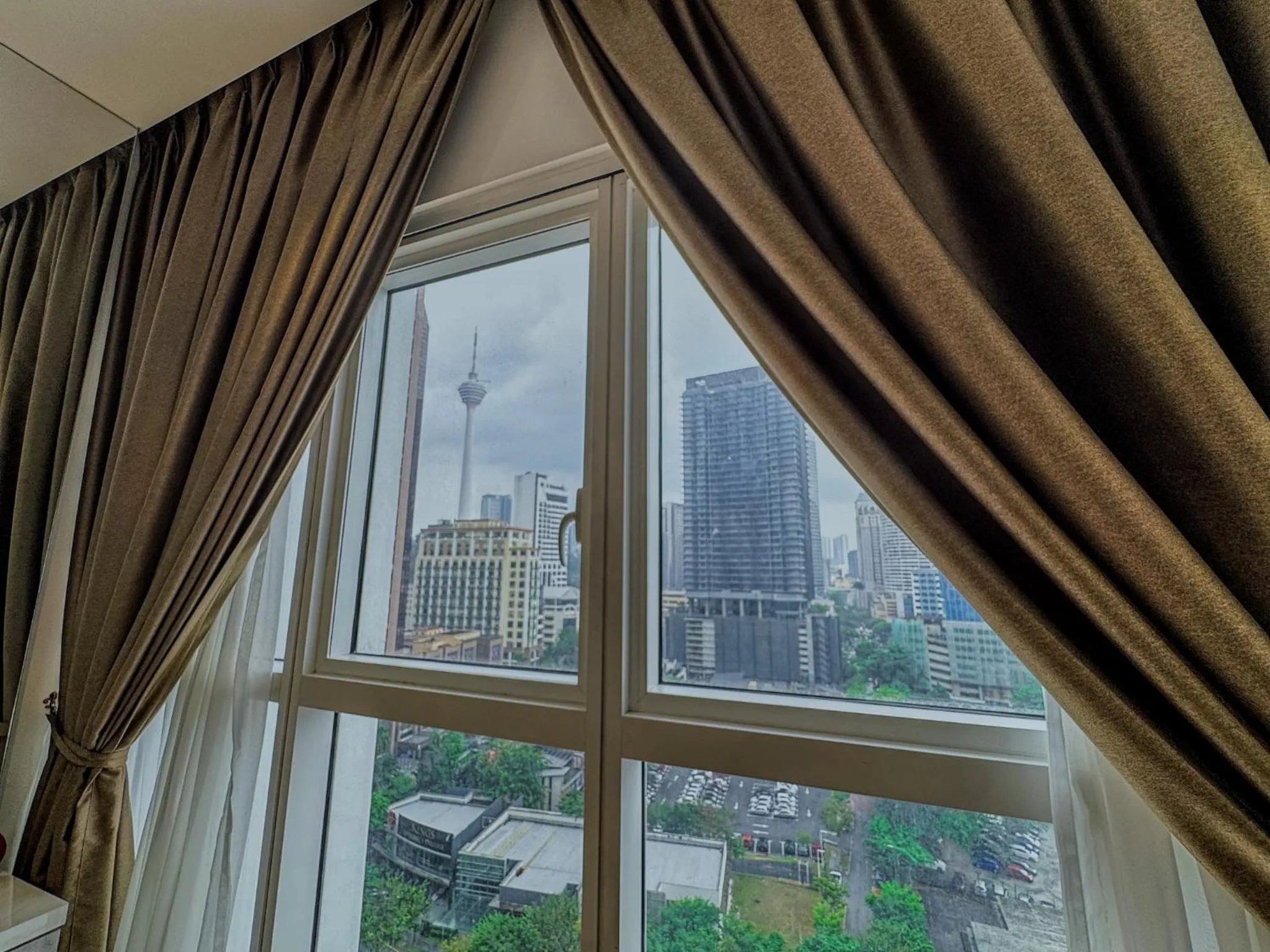 City view in Lila Suites Quill Residence KLCC