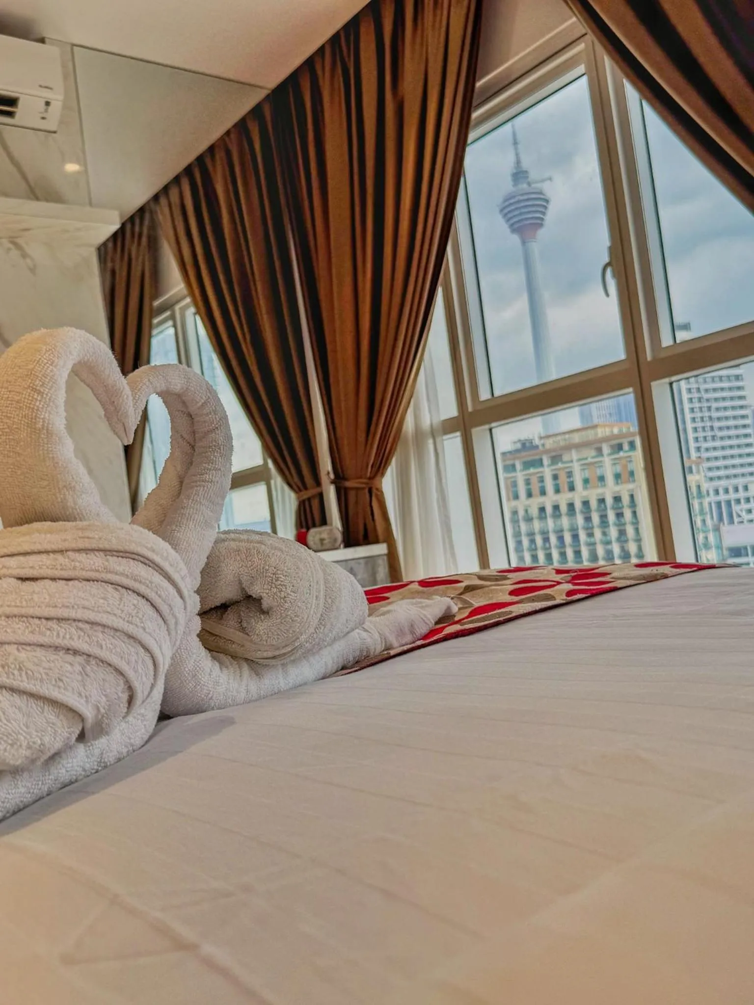 Bed in Lila Suites Quill Residence KLCC