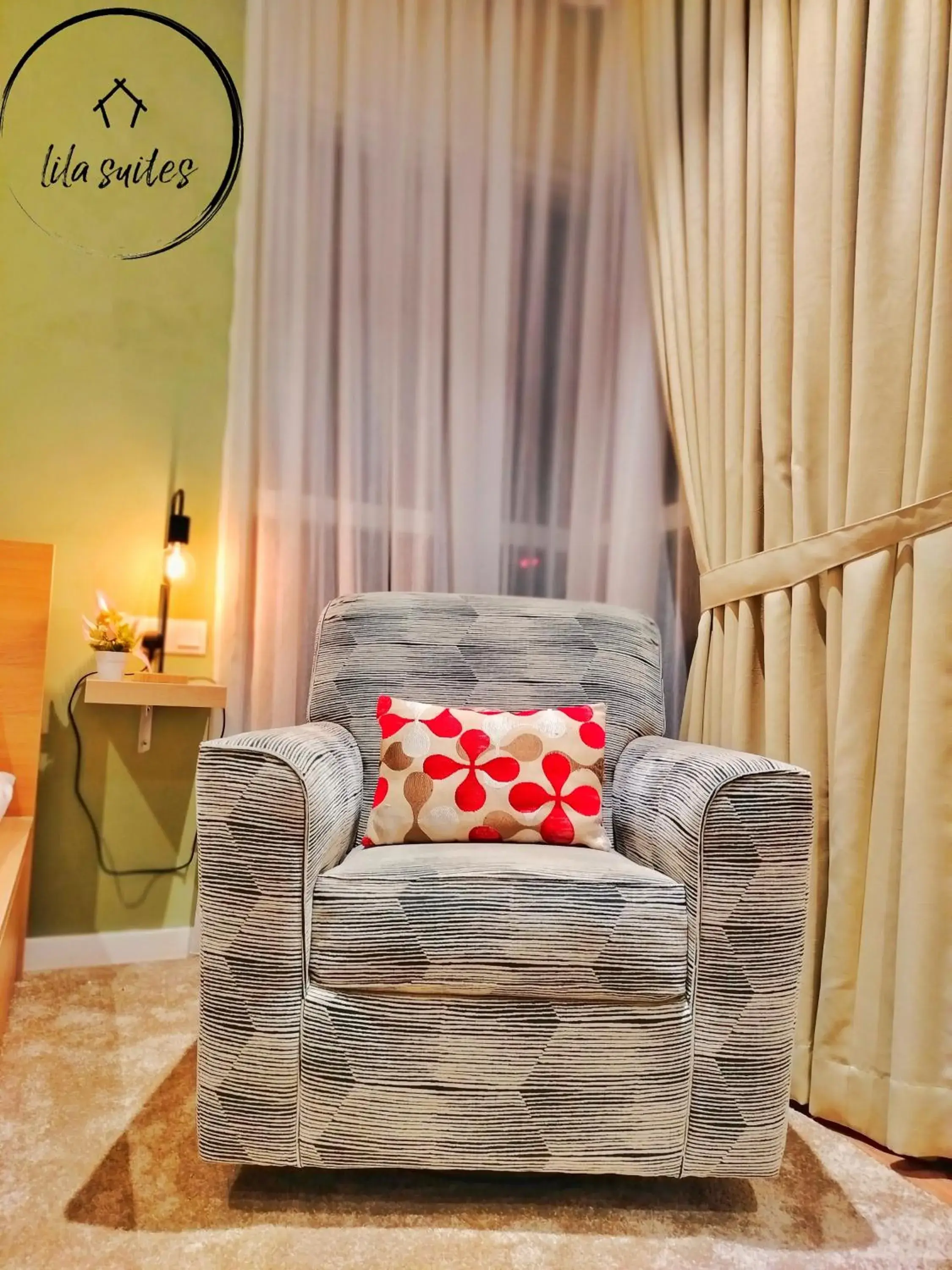 Seating area in Lila Suites Quill Residence KLCC Seating area in Lila Suites Quill Residence KLCC