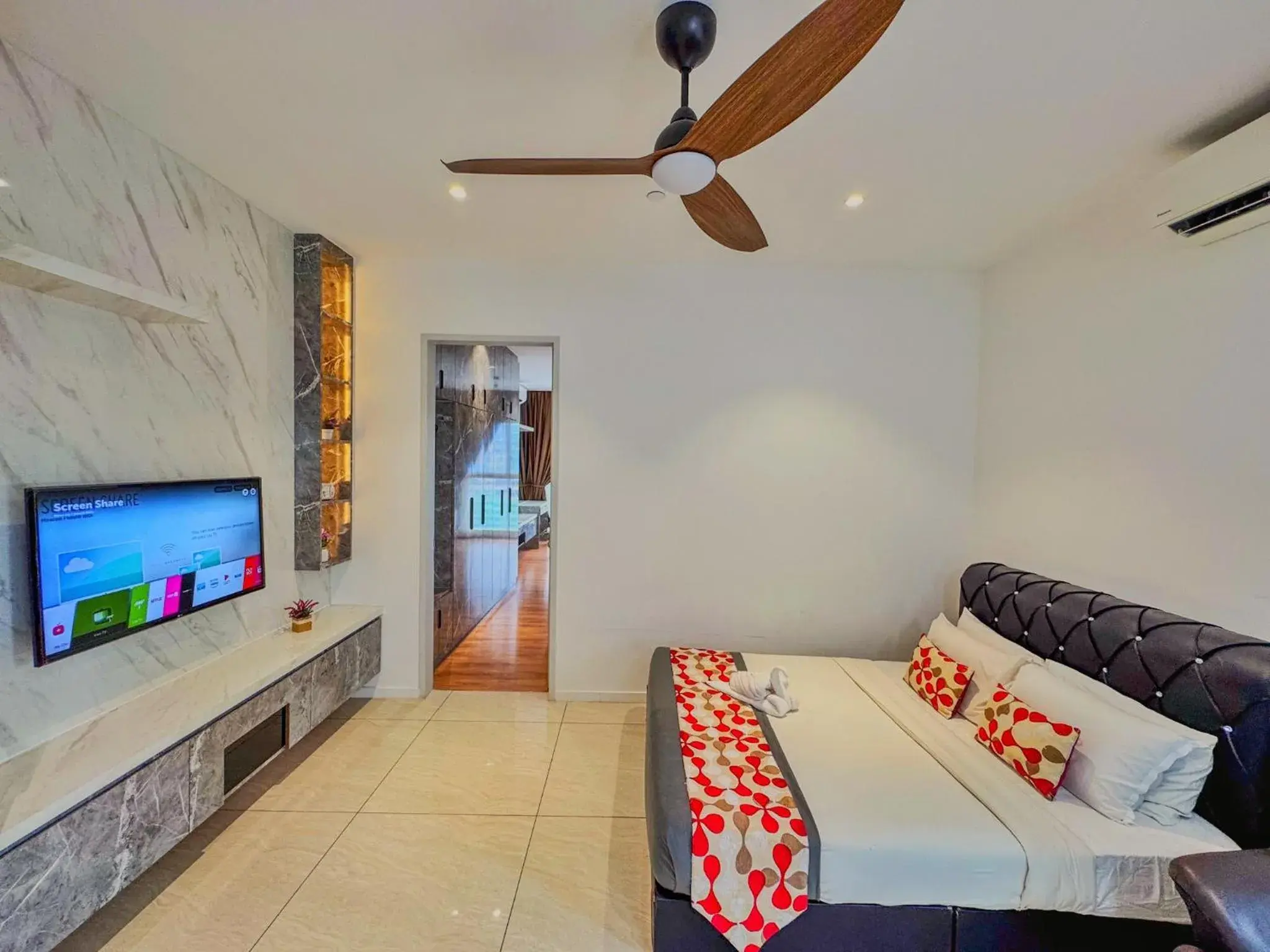 Bed in Lila Suites Quill Residence KLCC Bed in Lila Suites Quill Residence KLCC