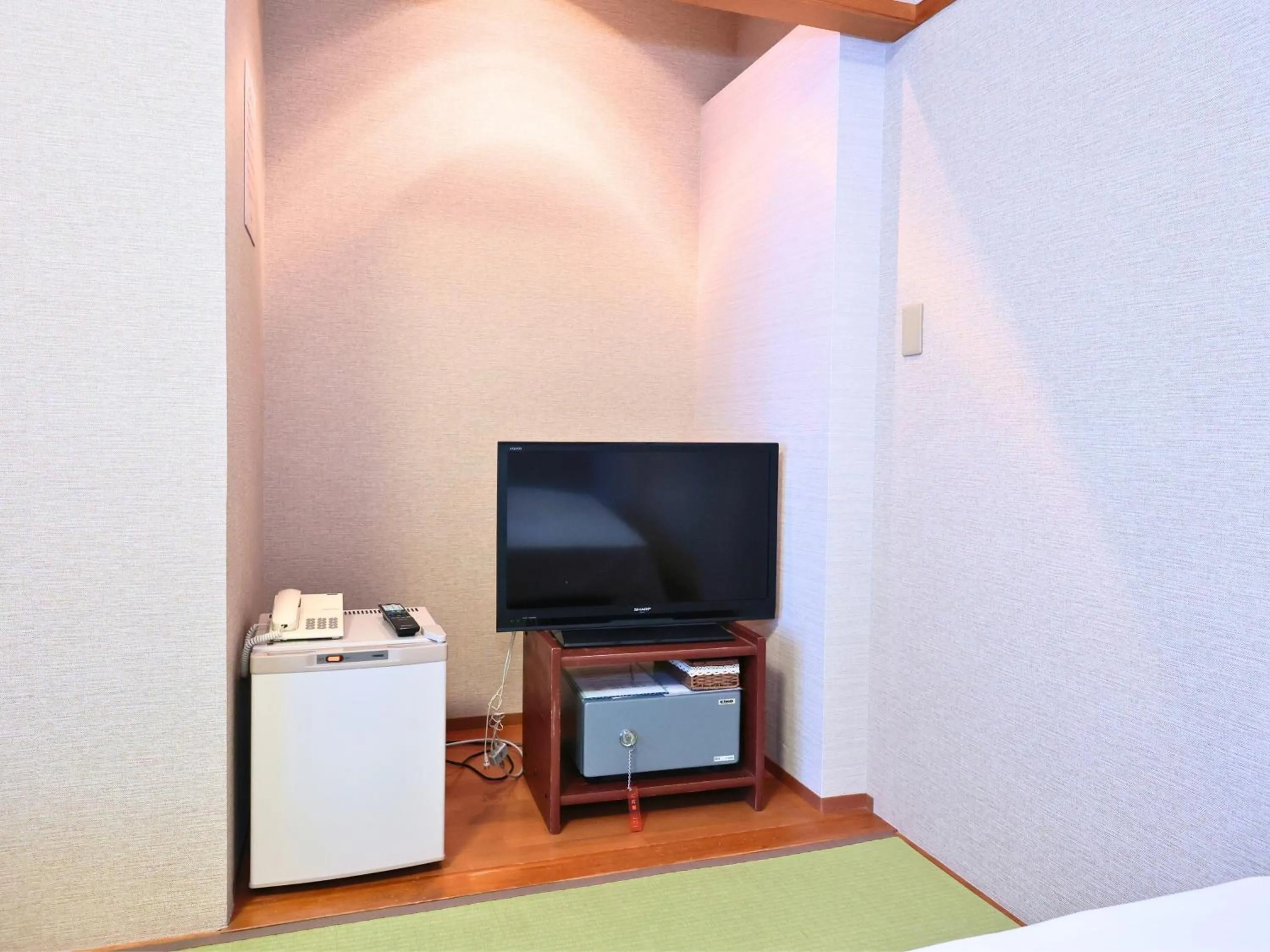 TV and multimedia in Oyado Hachibei