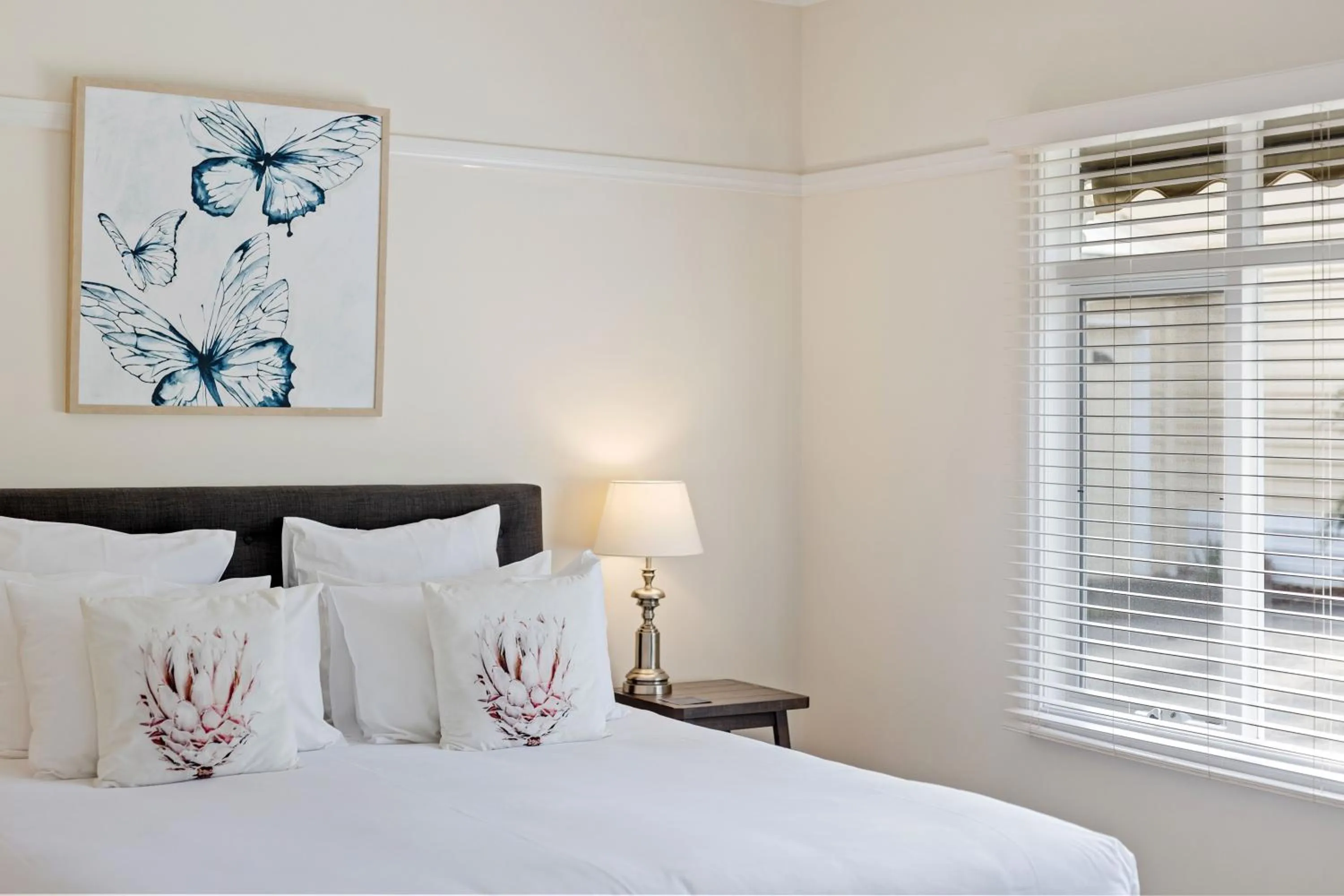 Bedroom, Bed in Yarra Gables