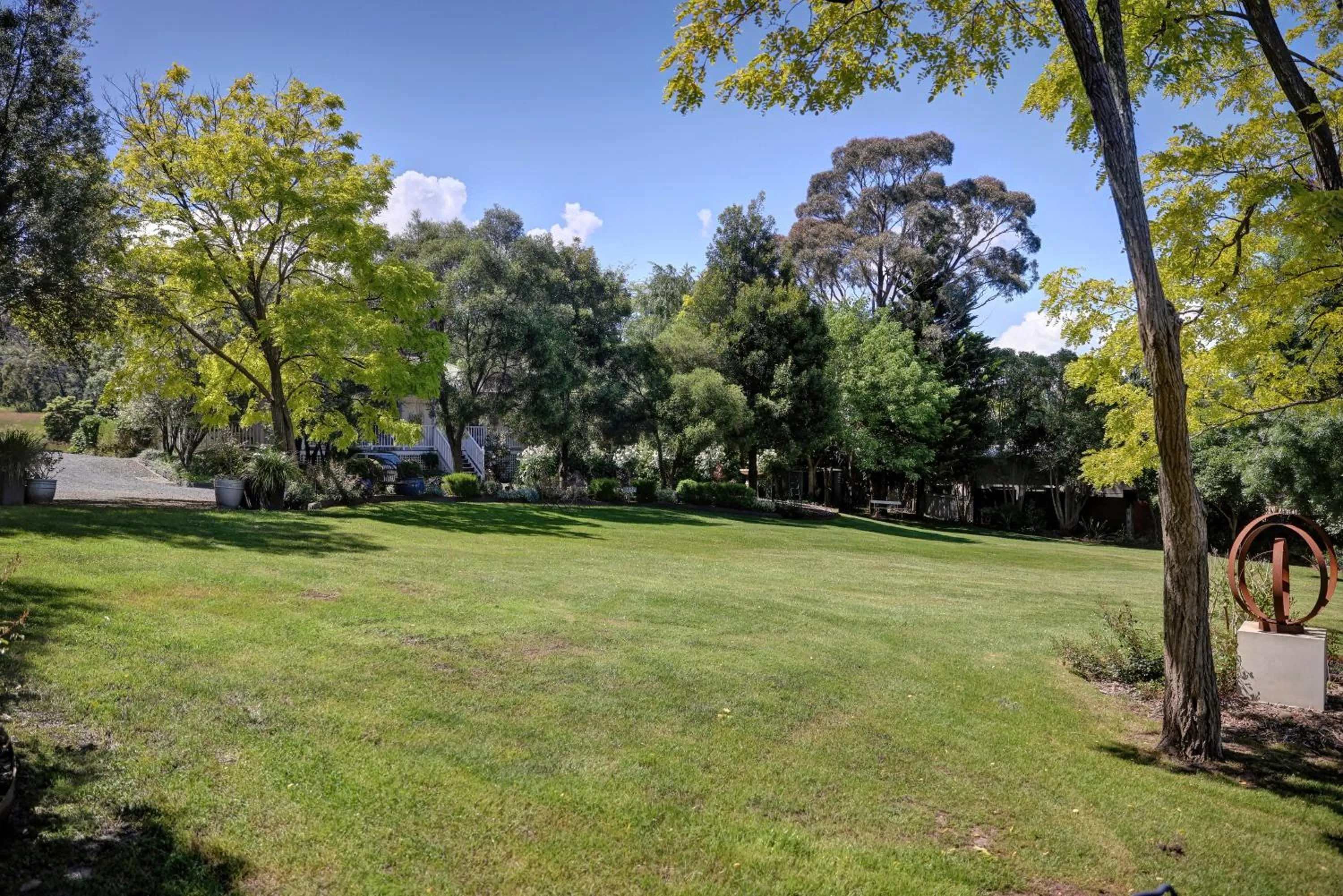 Garden in Yarra Gables