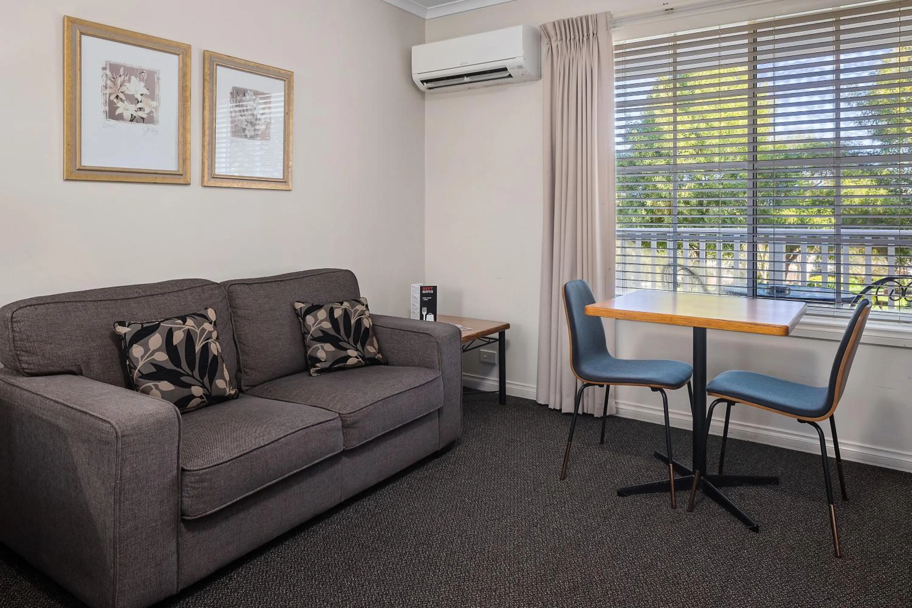 Living room in Yarra Gables