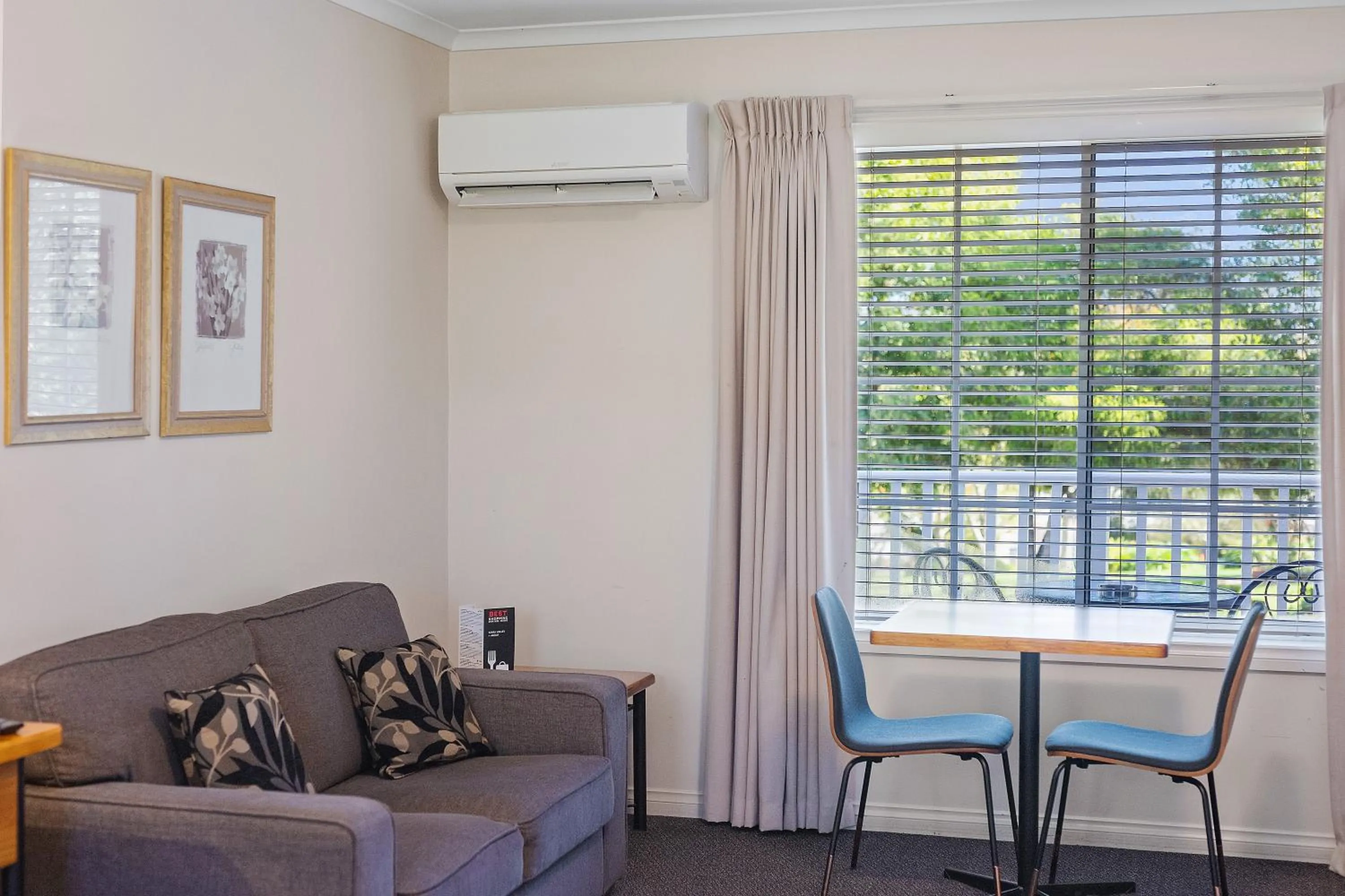 Living room in Yarra Gables