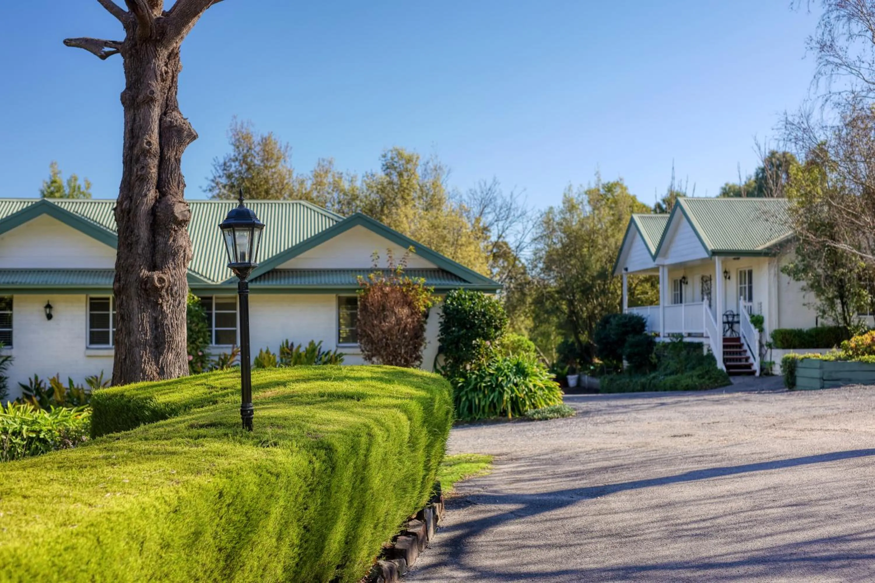 Facade/entrance in Yarra Gables