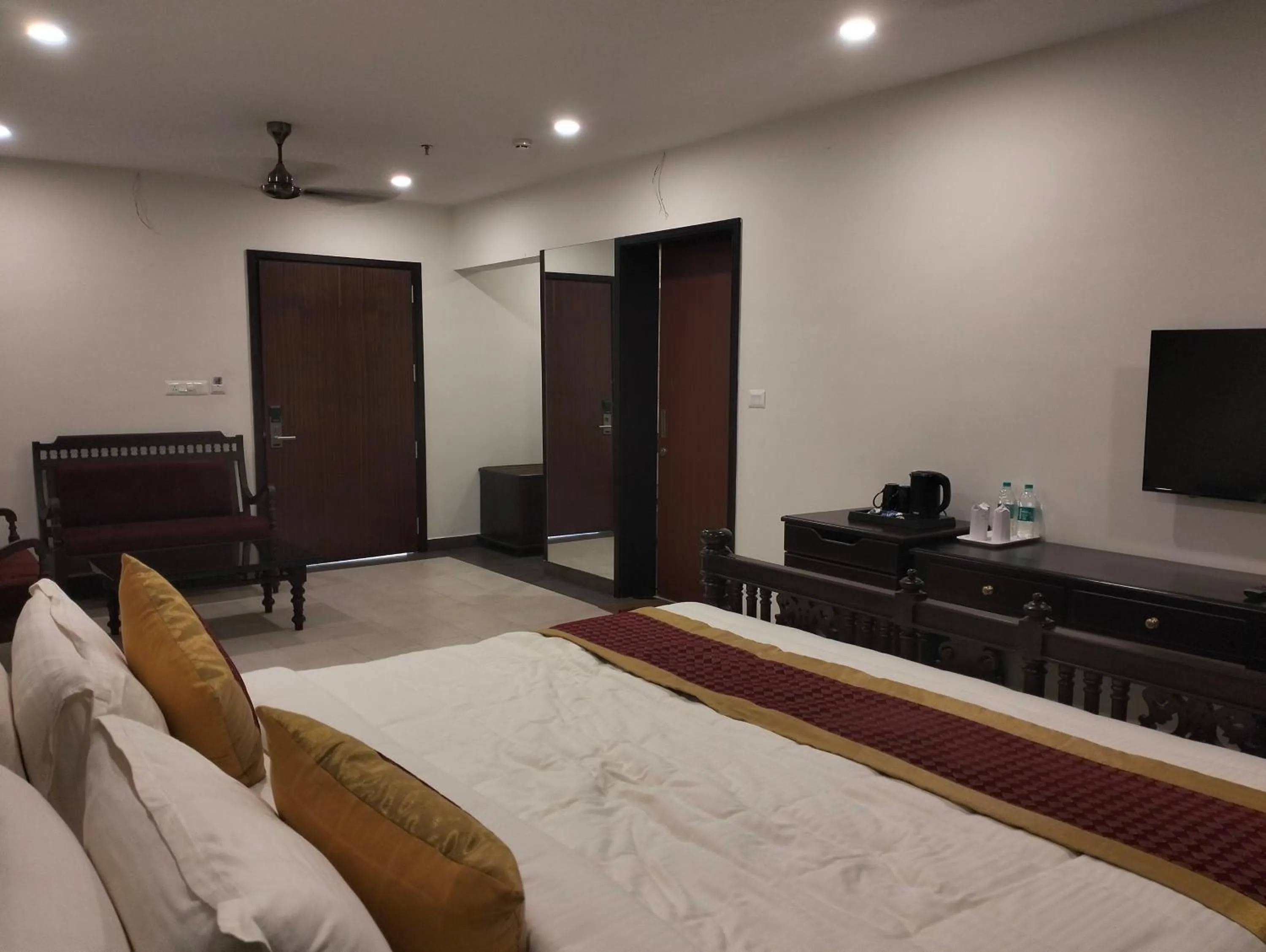 Deluxe Double Room with Balcony in Karapuram Village Resort & Spa