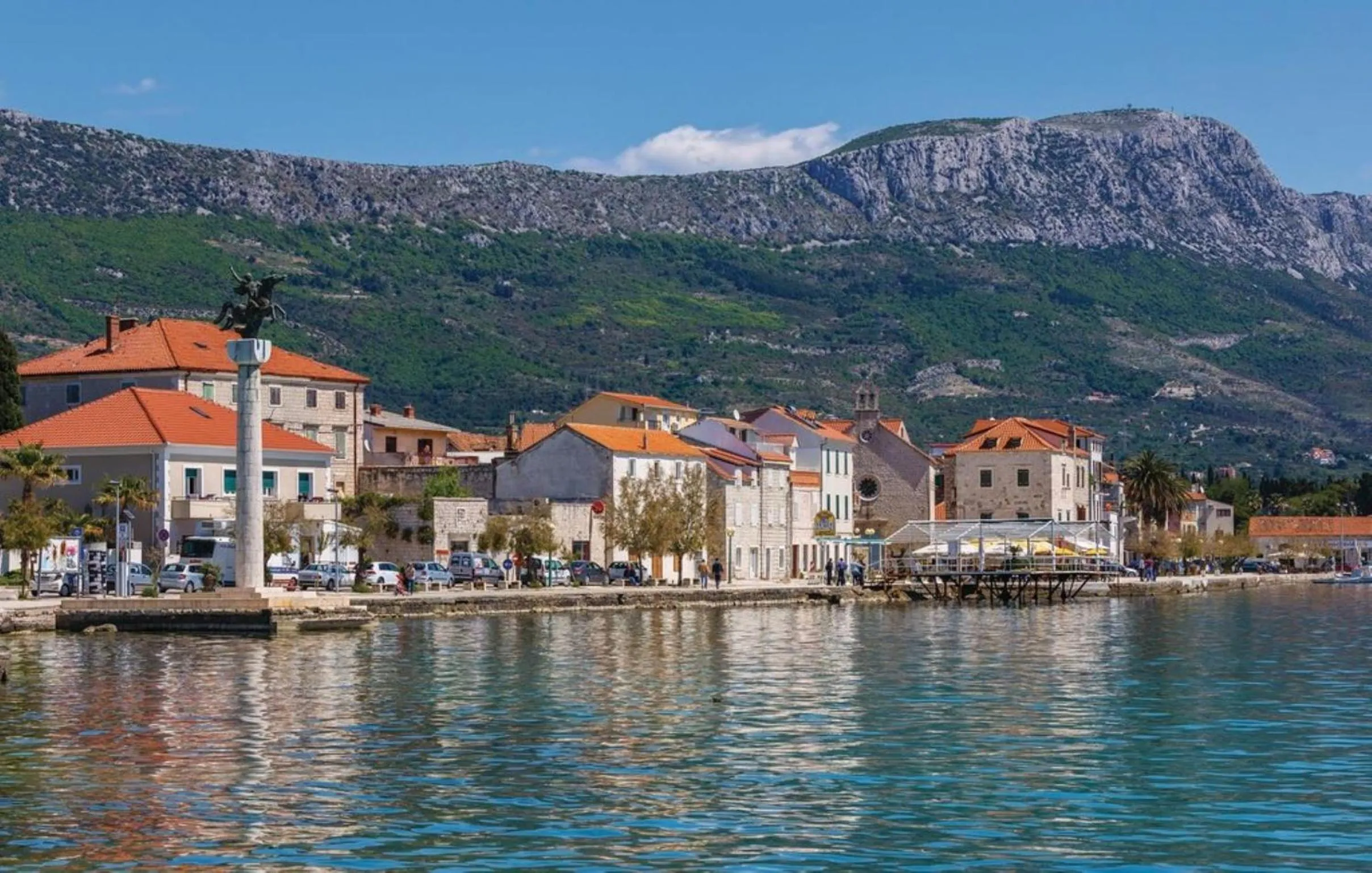 Tranquil and Stylish Apartment Kastel Novi