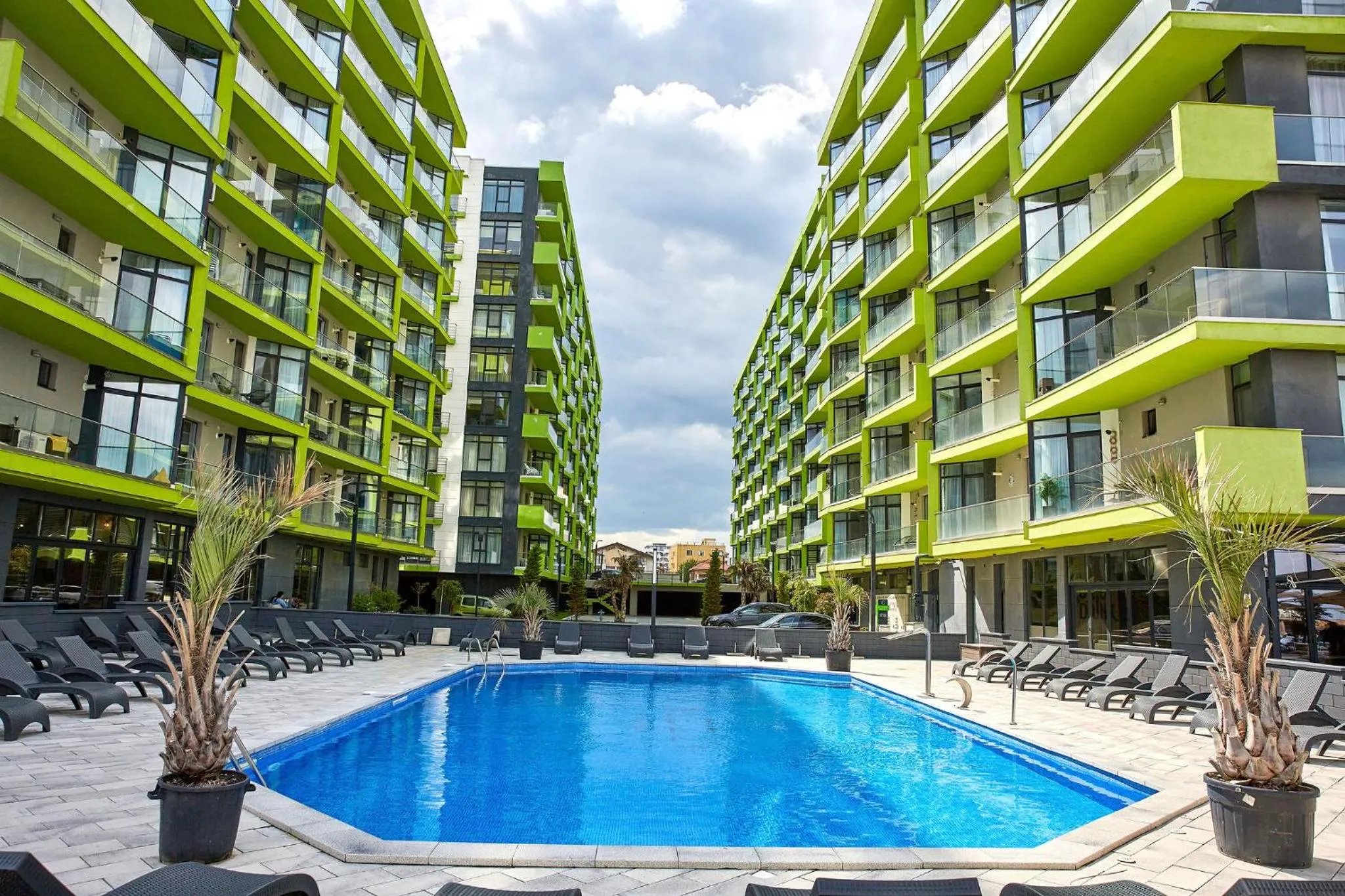 Property building in Apartament Atlantis by ALZ